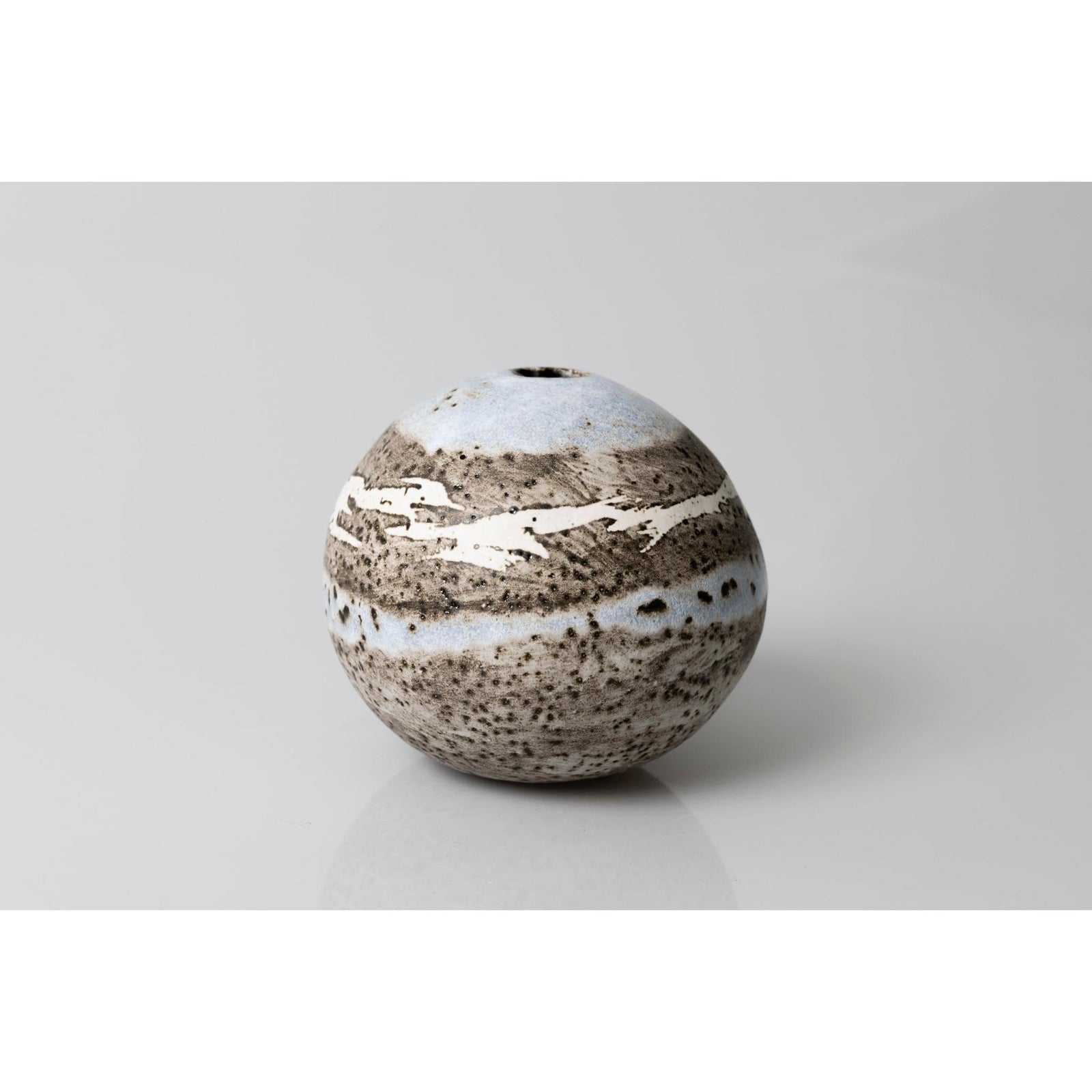 JS12 Pebble Pot II by Jane Silk ceramics available at Padstow Gallery, Cornwall