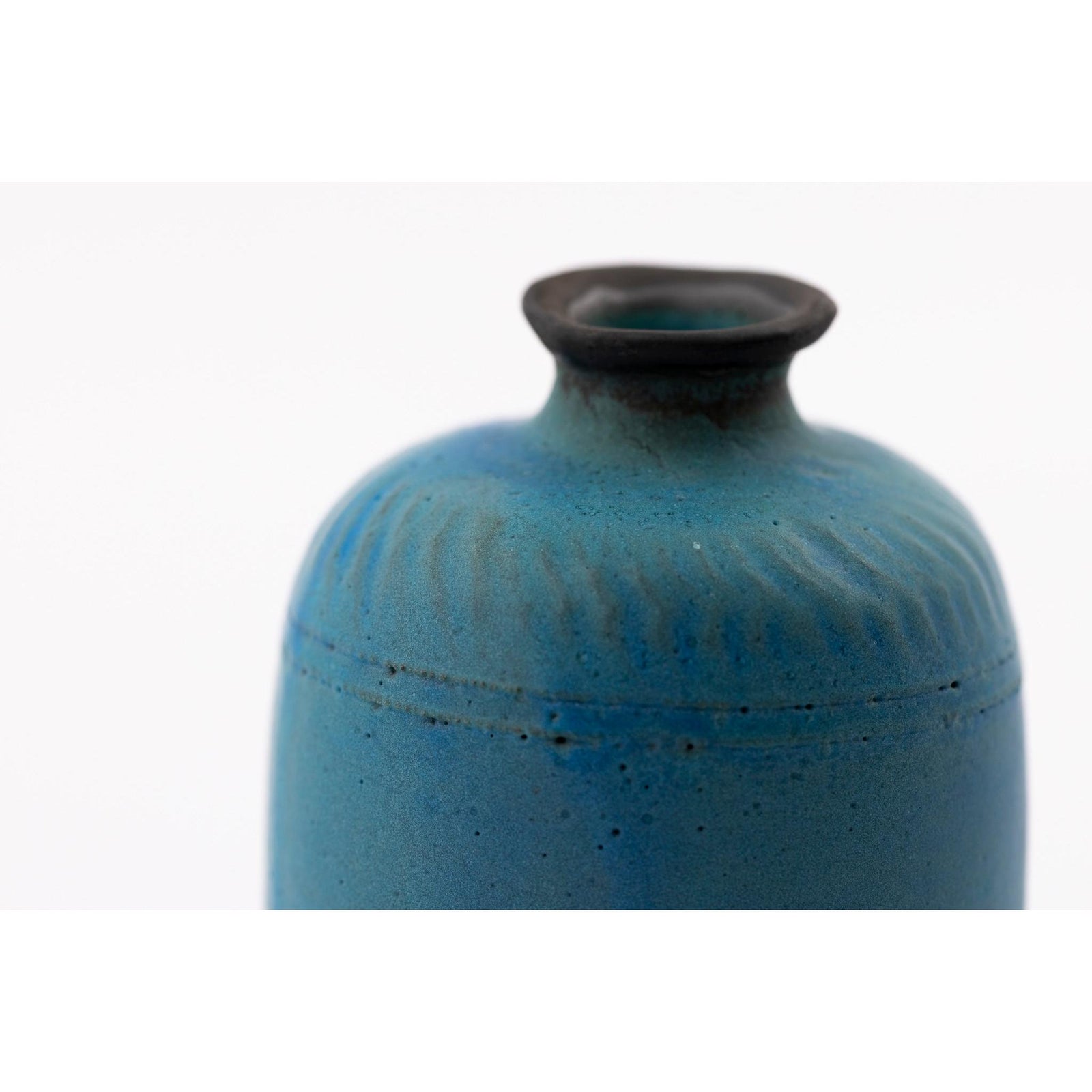 SC20 Apothecary Jar by Sarah Cooling available at Padstow Gallery, Cornwall