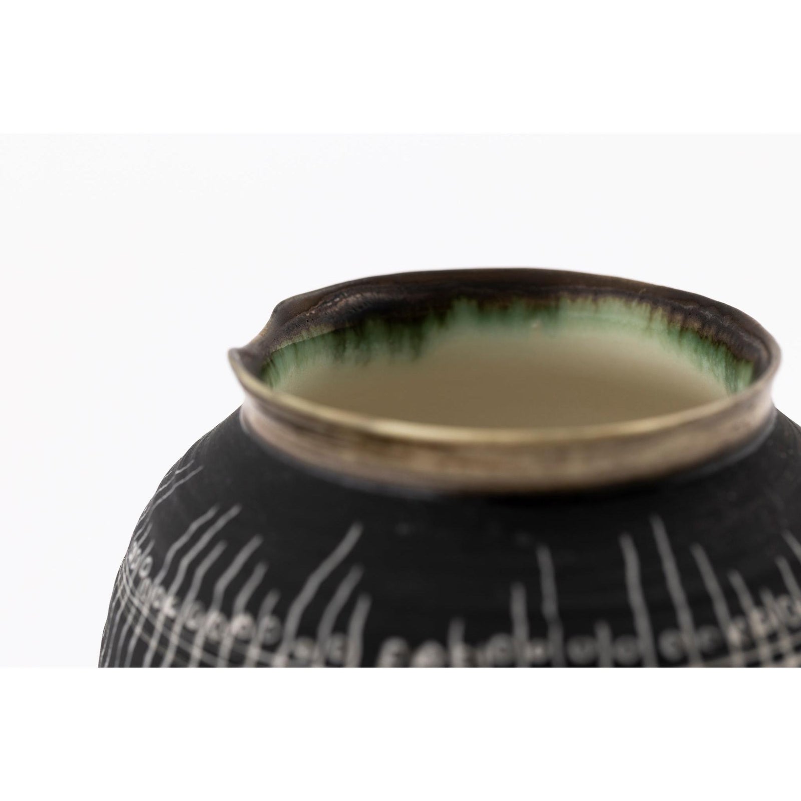 SC24 Small Moon Jar with Sgraffito by Sarah Cooling available at Padstow Gallery, Cornwall