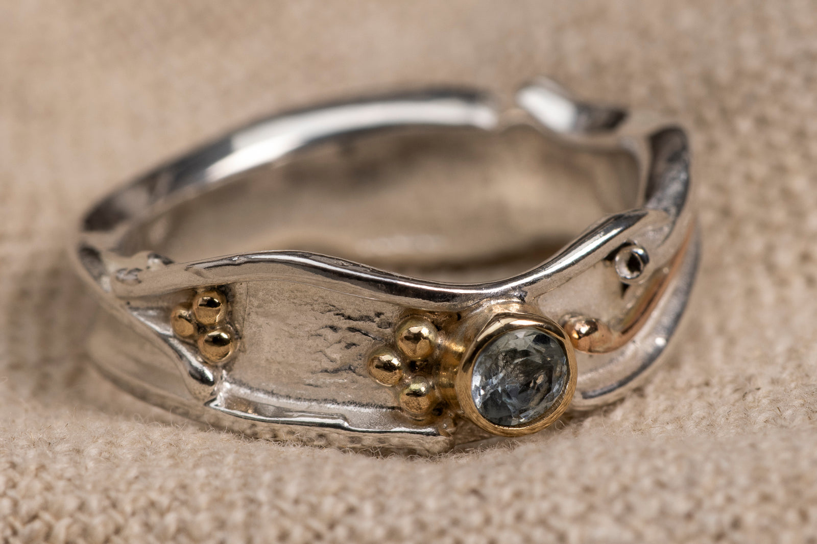 LG131 Topaz Ring Size O by Les Grimshaw available at Padstow Gallery Cornwall