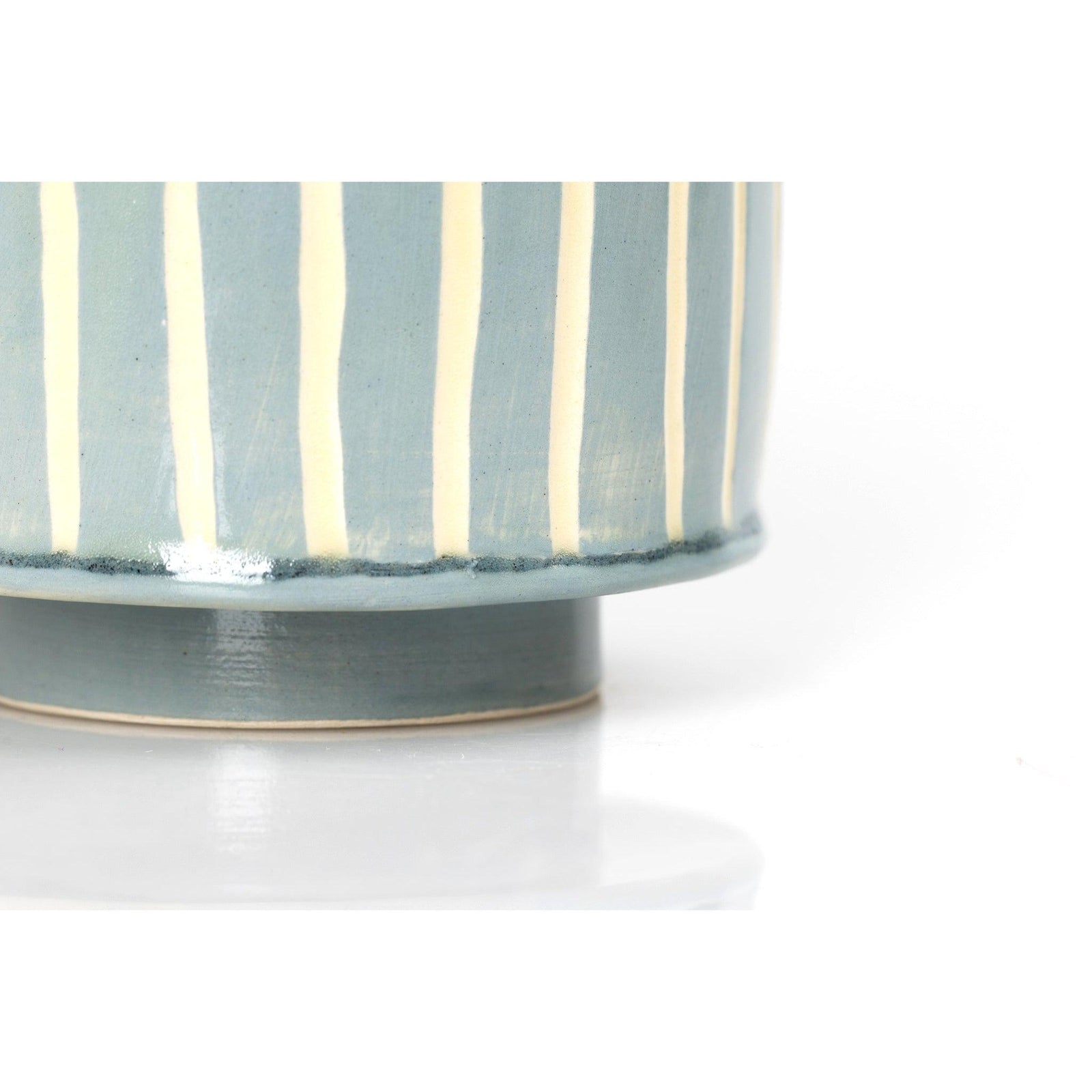 SV6 Small Vessel, handbuilt ceramic created by Emily-Kriste Wilcox, available from Padstow Gallery, Cornwall