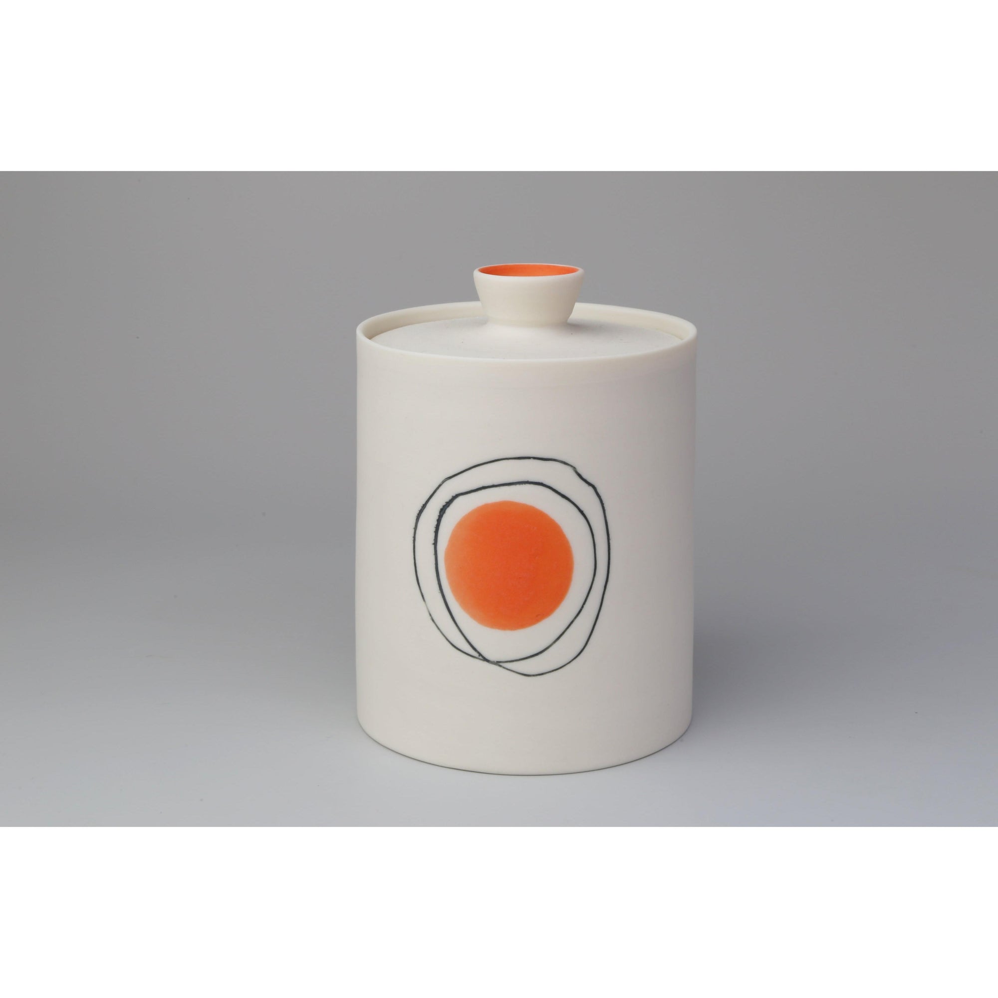 AT31 Lidded Pot, by Ali Tomlin, available at Padstow Gallery, Cornwall
