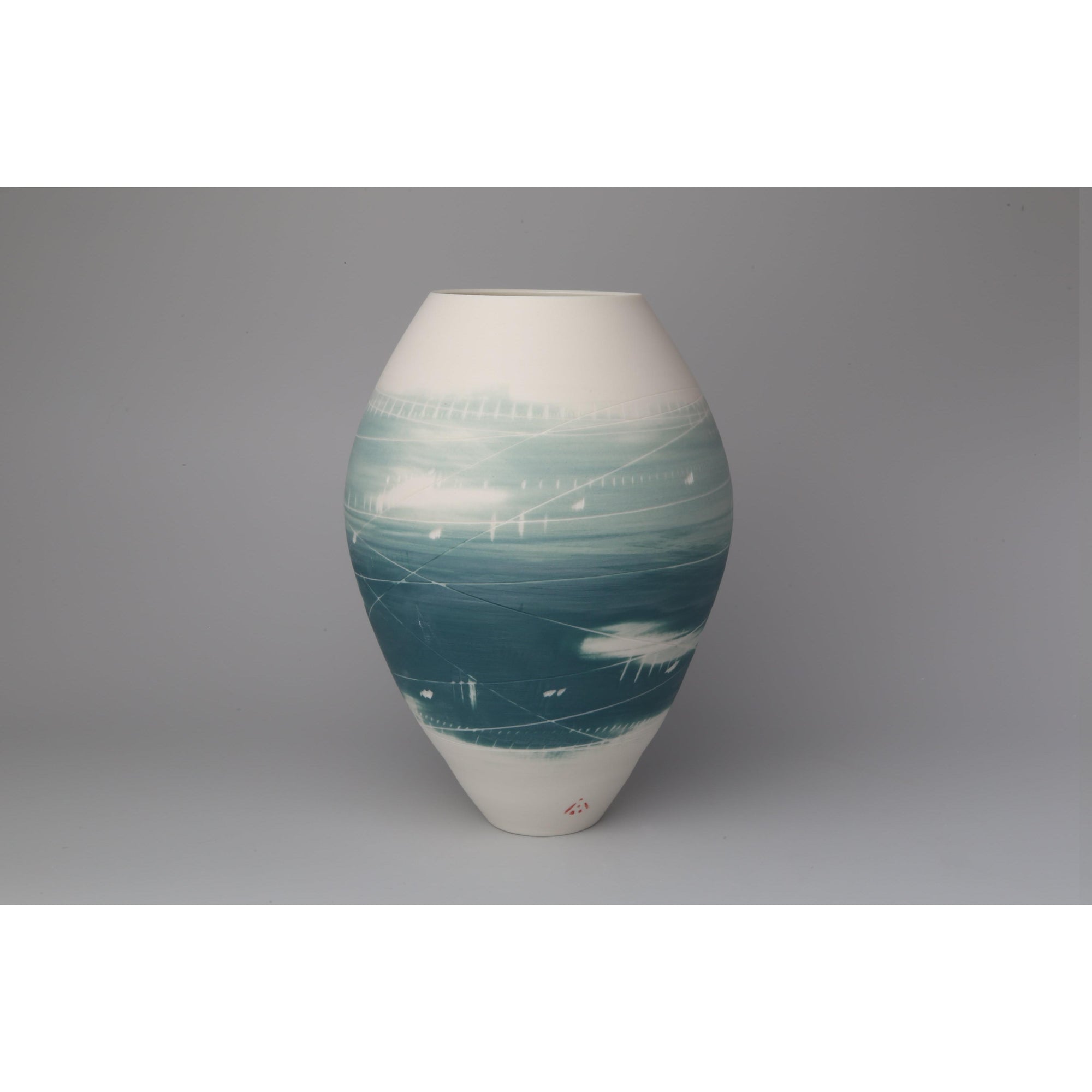 AT48 Oval Vase, by Ali Tomlin, available at Padstow Gallery, Cornwall