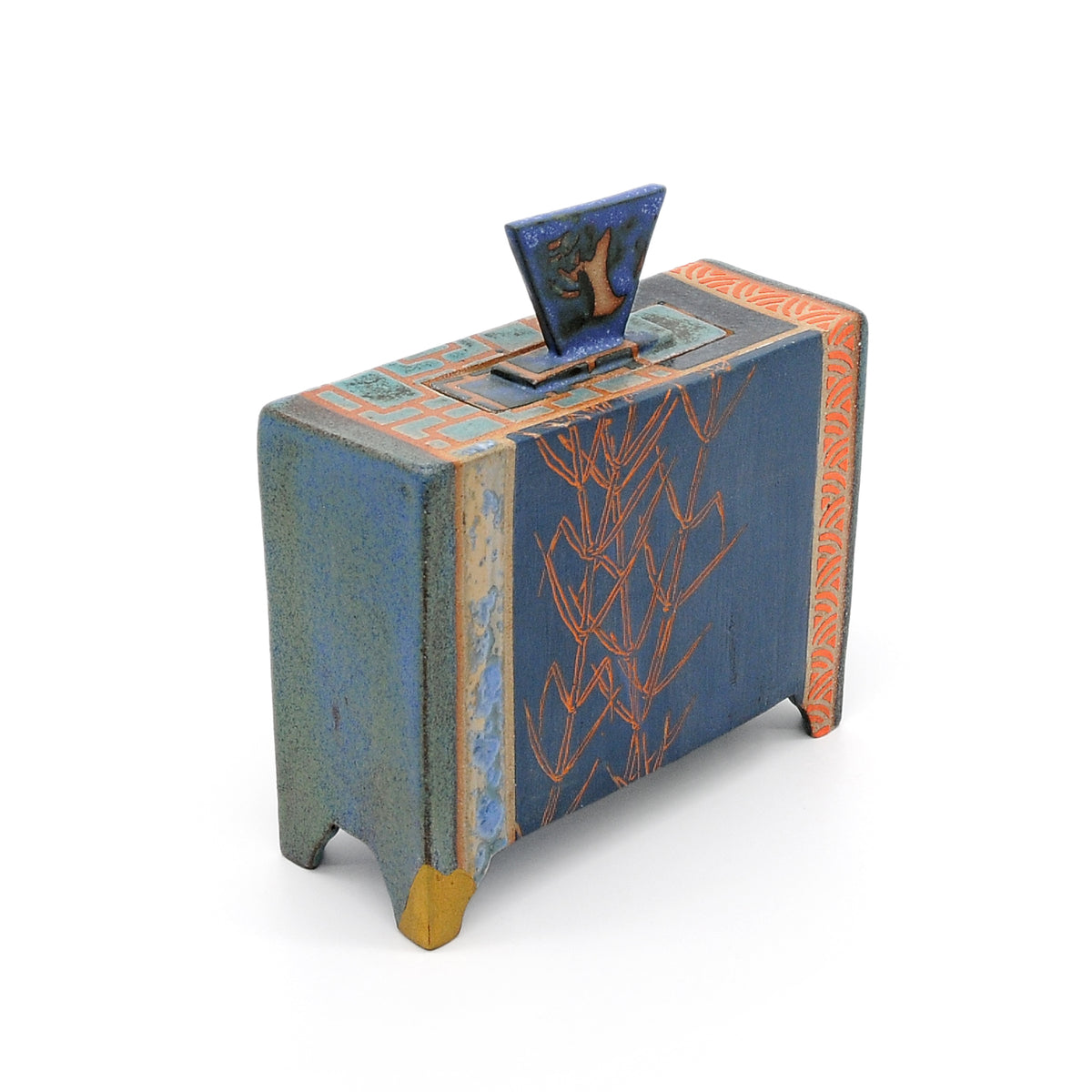 MK56 Bamboo Box with brass kintsugi By Miae Kim ceramics available at Padstow Gallery, Cornwall