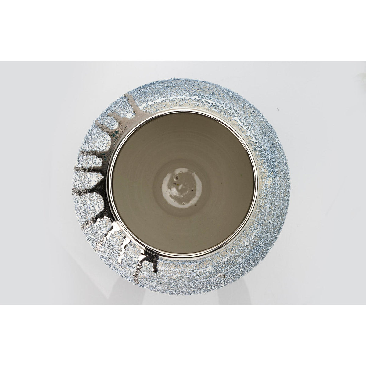 AMC201 Zephyr Textured Moon Jar with Platinum Lustre by Alex McCarthy available at Padstow Gallery, Cornwall