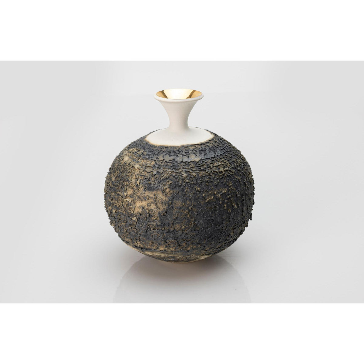AMC194 Textured Round Vessel with Gold Lustre by Alex McCarthy available at Padstow Gallery, Cornwall