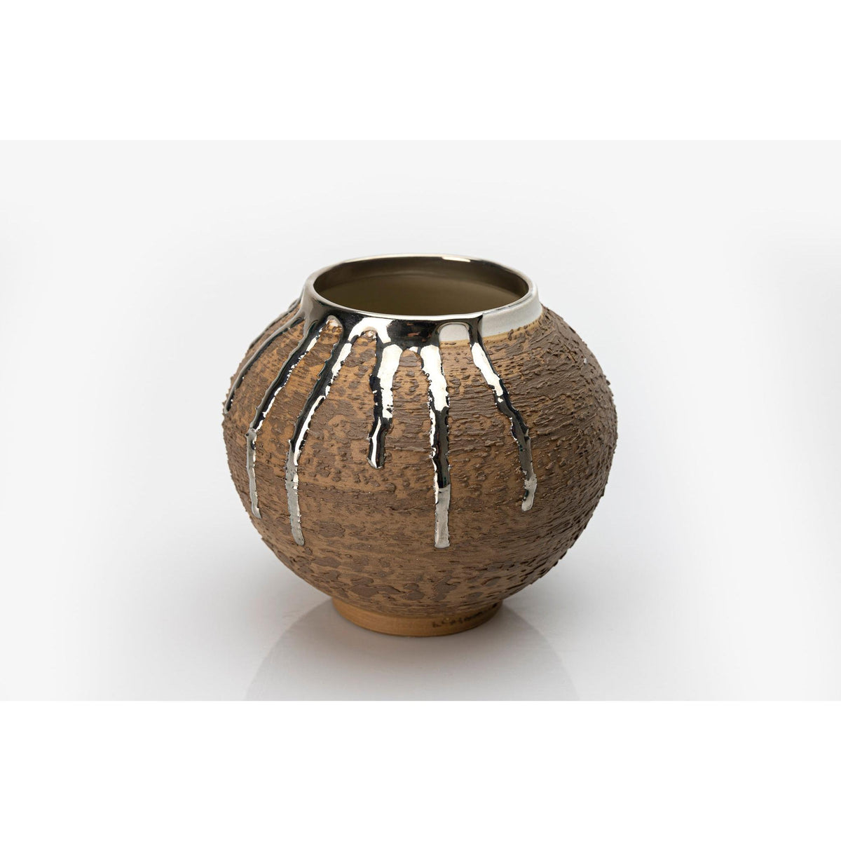 AMC198 Mocha Mousse Textured Moon Jar with Platinum Lustre by Alex McCarthy available at Padstow Gallery, Cornwall