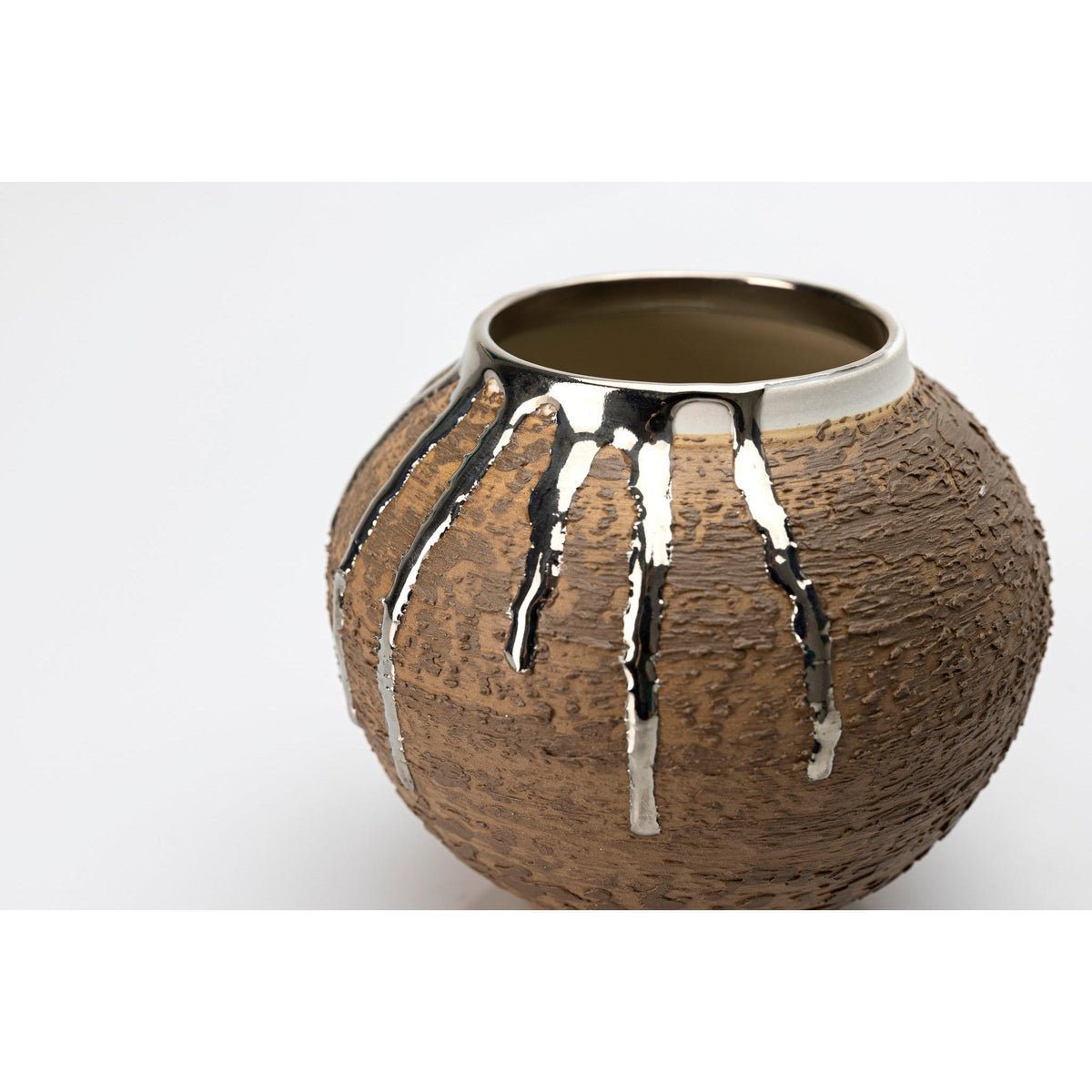AMC198 Mocha Mousse Textured Moon Jar with Platinum Lustre by Alex McCarthy available at Padstow Gallery, Cornwall