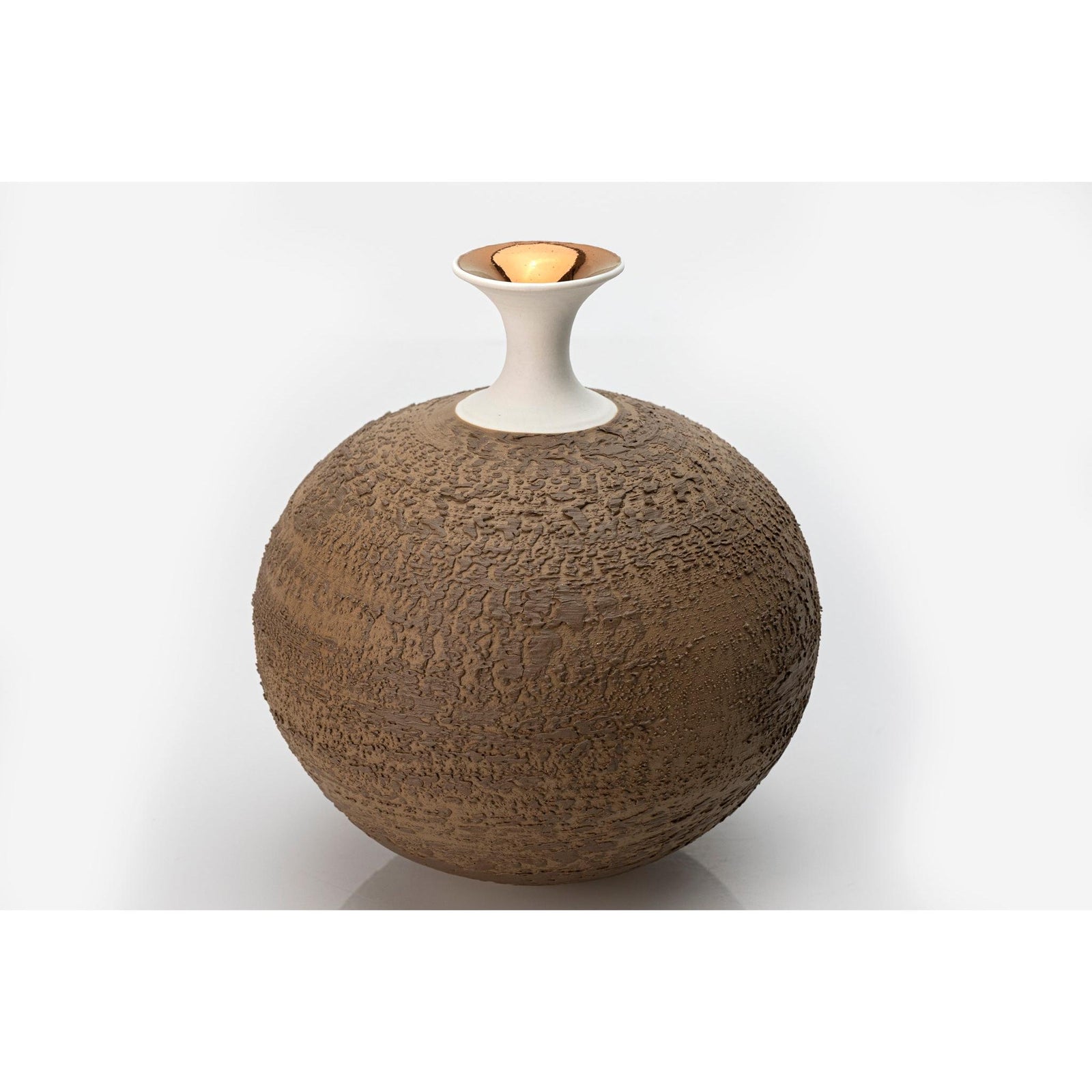 AMC204 Mocha Mousse Textured Round Vessel with Copper Lustre by Alex McCarthy available at Padstow Gallery, Cornwall
