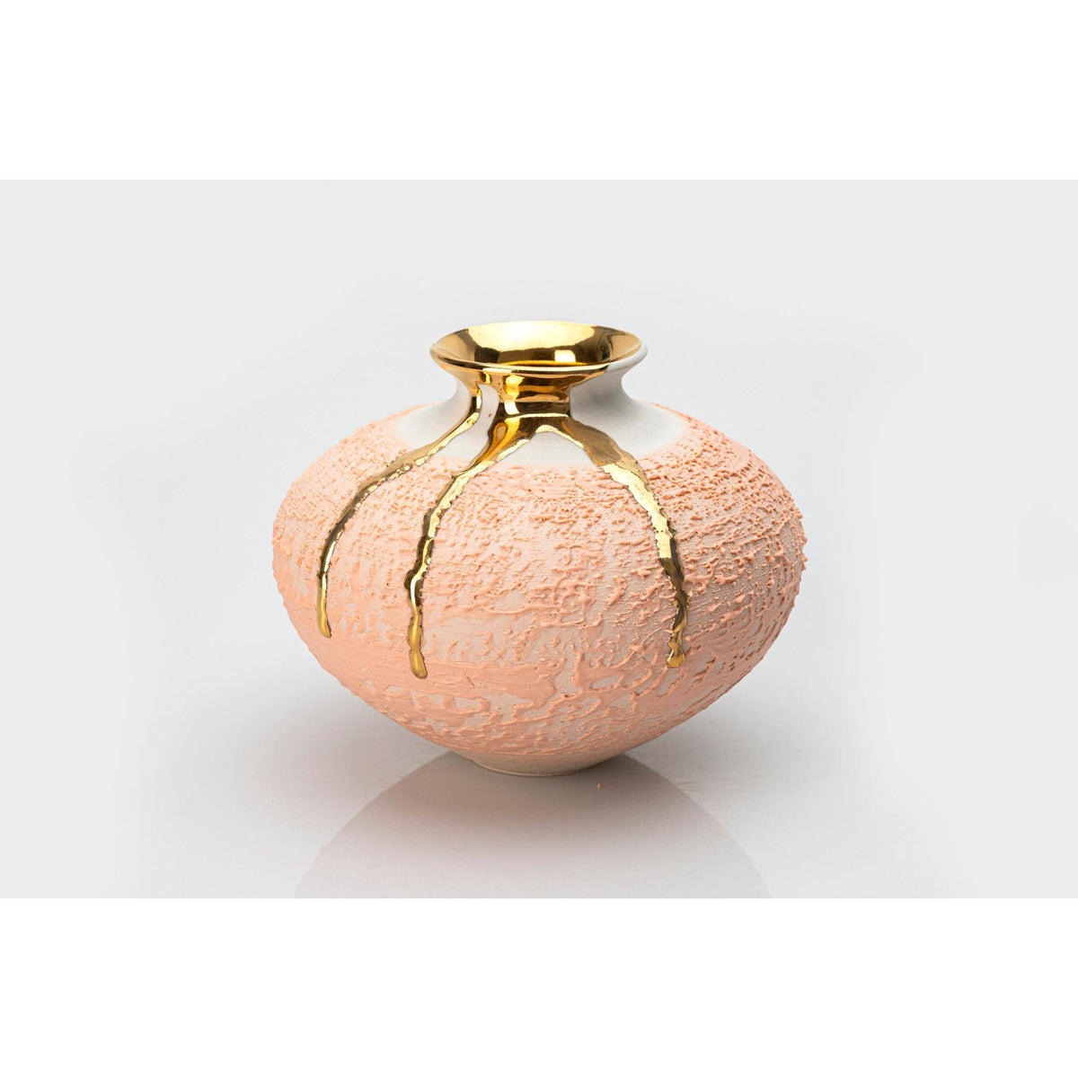 AMC209 Peach Fuzz Textured vase with Gold Lustre by Alex McCarthy available at Padstow Gallery, Cornwall