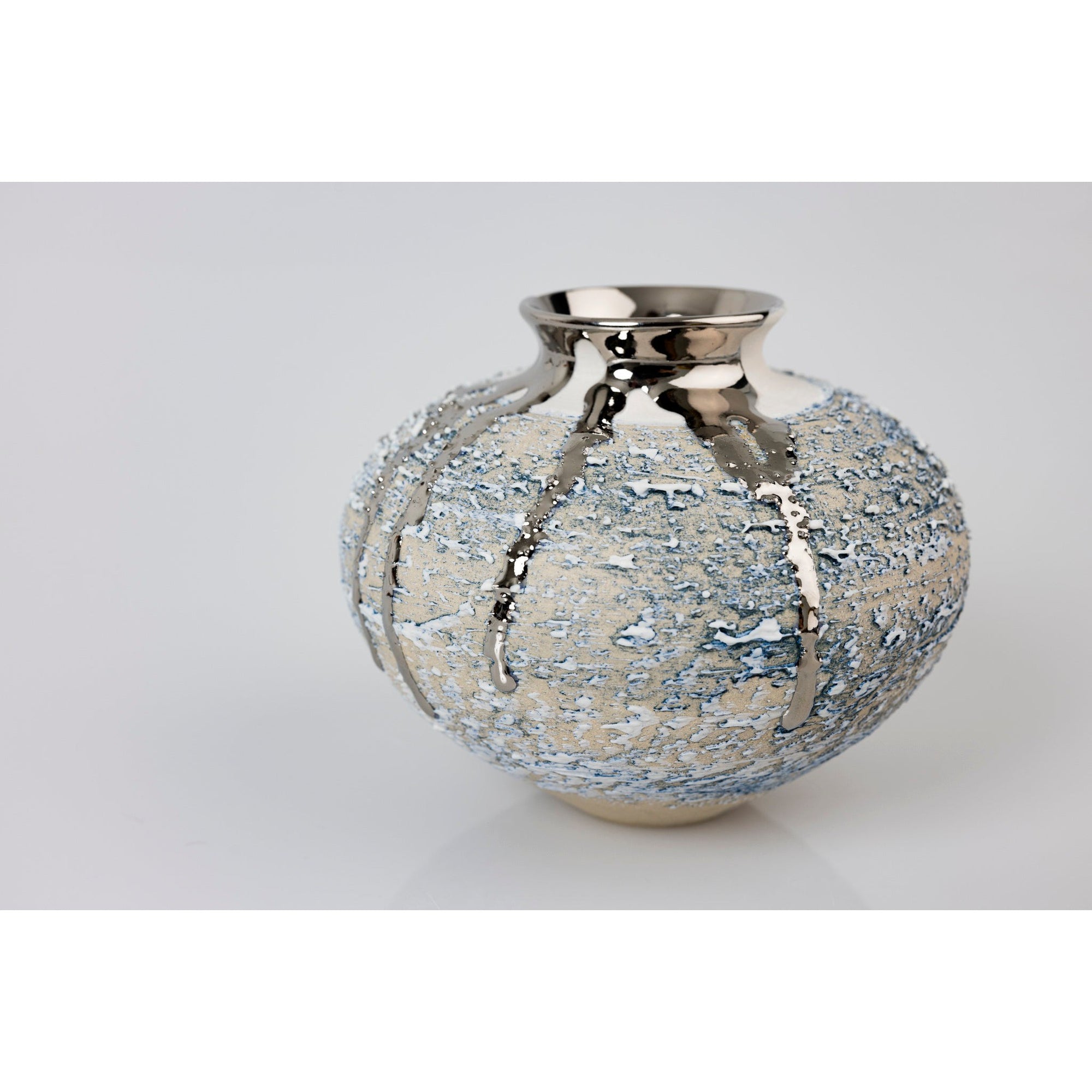 AMC181 Zephyr Textured Vase with Platinum Lustre by Alex McCarthy, available at Padstow Gallery, Cornwall