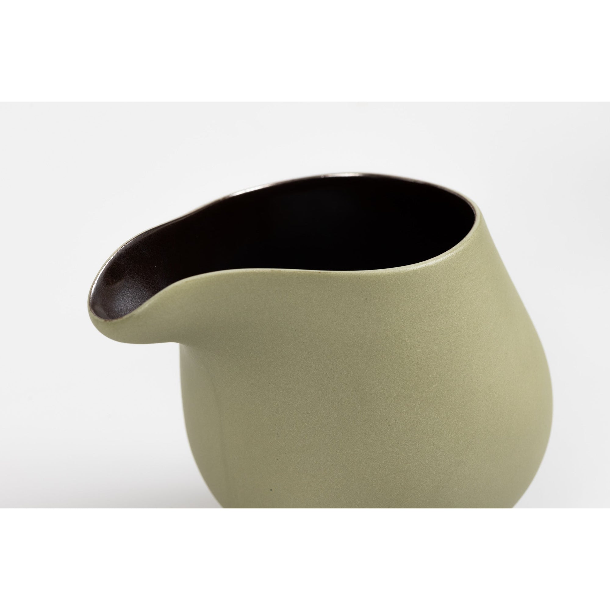 KSB2 Flow, Olive Stoneware Jug by Kate Schuricht, available at Padstow Gallery, Cornwall