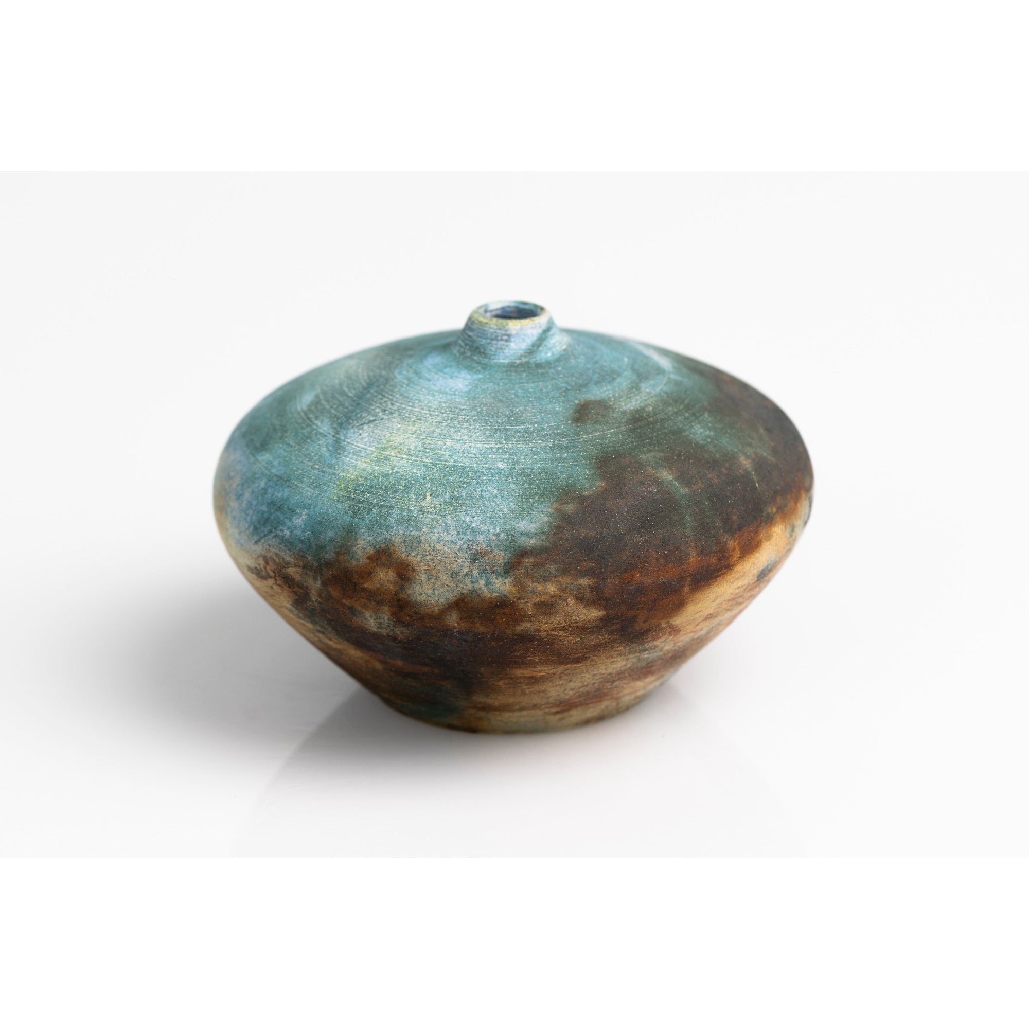 GC26 Pebble Vase by Gail Cooper, available at Padstow Gallery, Cornwall