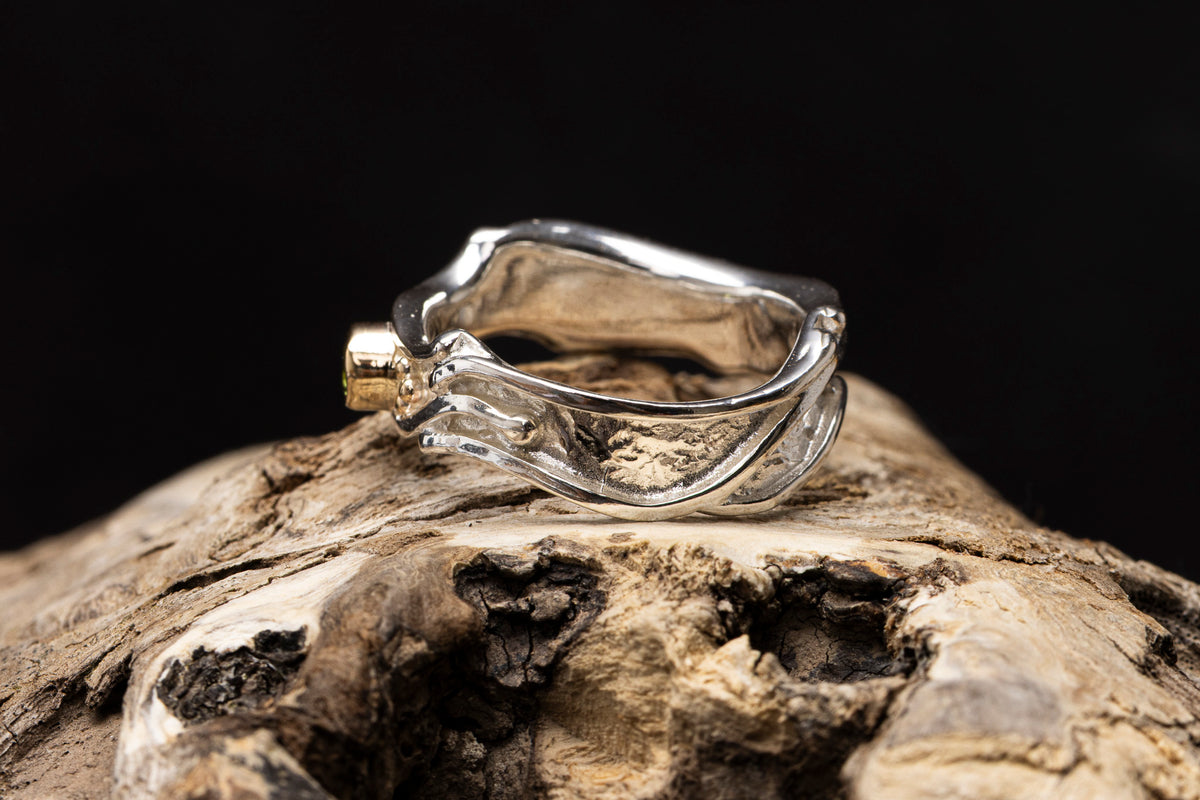 LG165 - Silver and 9ct Gold 3.5mm Green Tourmaline Ring by Les Grimshaw available at Padstow Gallery Cornwall