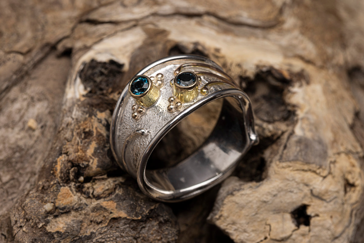 LG172- Silver and 9ct Gold LB Topaz Ring by Les Grimshaw available at Padstow Gallery Cornwall