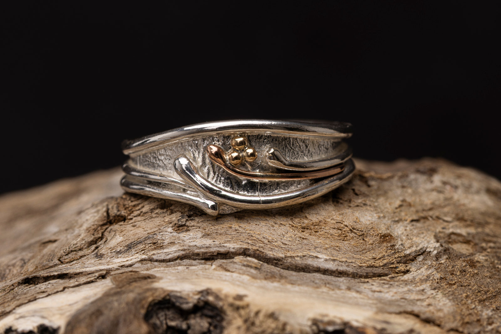 LG162 - Silver and 9ct Gold Beads Ring by Les Grimshaw available at Padstow Gallery Cornwall