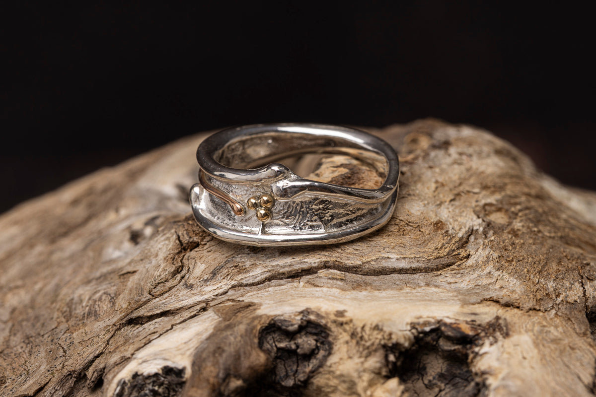 LG163 - Silver and 9ct Gold Beads Ring by Les Grimshaw available at Padstow Gallery Cornwall