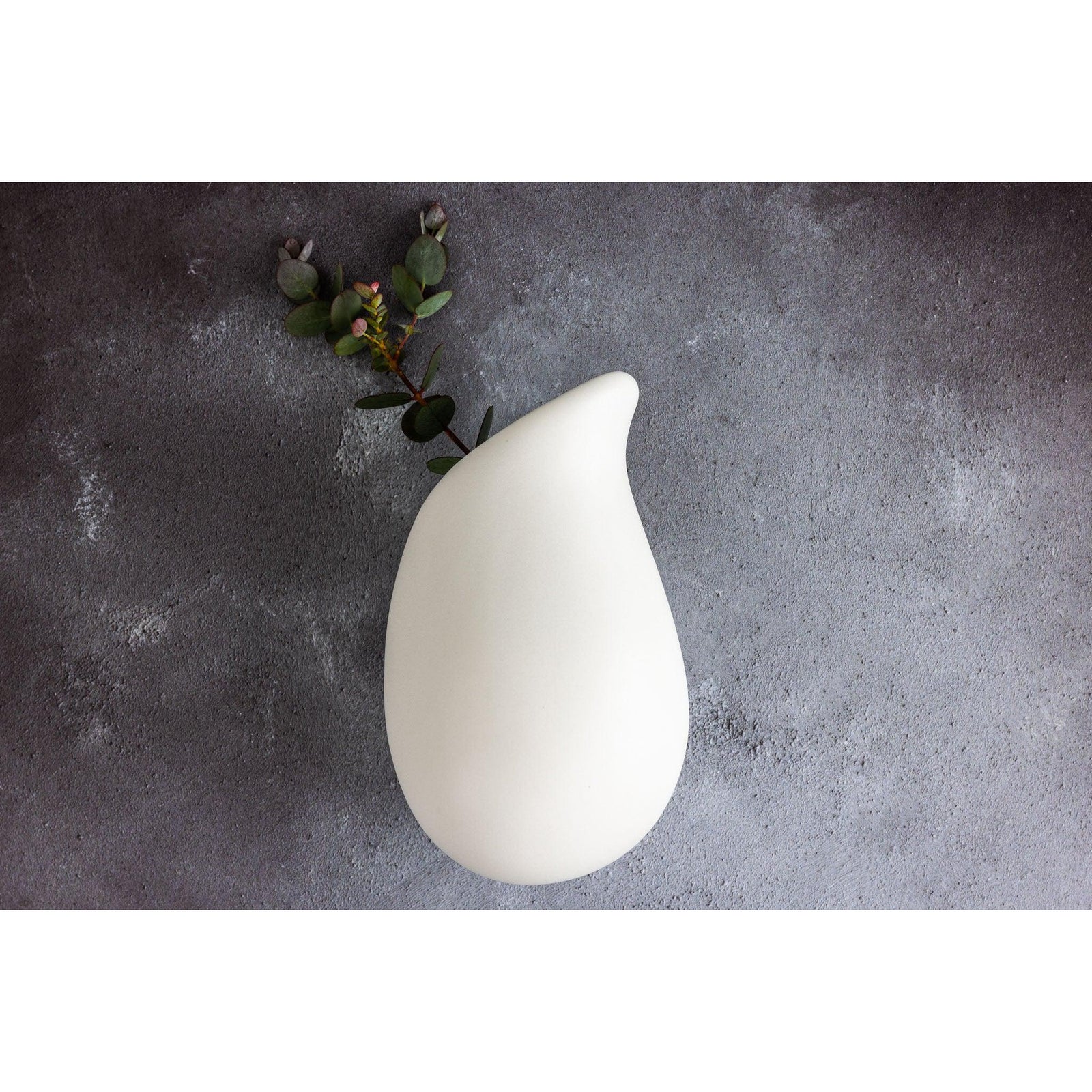 KSR4 Droplet Wall Vase by Kate Schuricht, available at Padstow Gallery, Cornwall