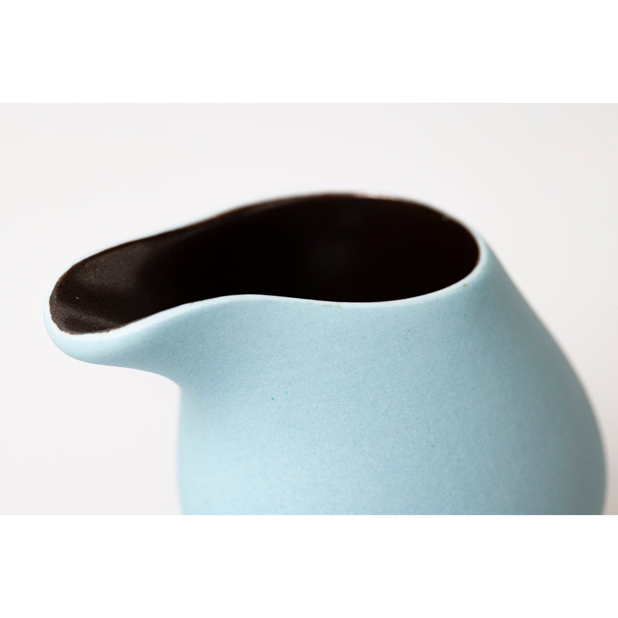 RR2 Flow Lustre Stoneware Jug by Kate Schuricht ceramics at Padstow Gallery, Cornwall