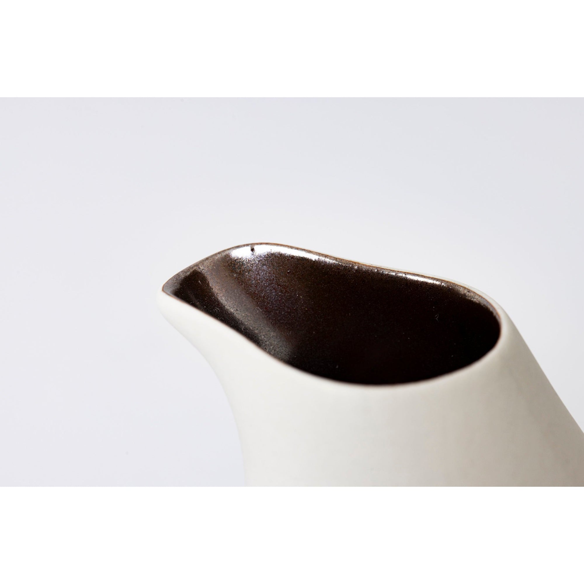 RR4 Flow Lustre Stoneware Jug by Kate Schuricht available at Padstow Gallery, Cornwall