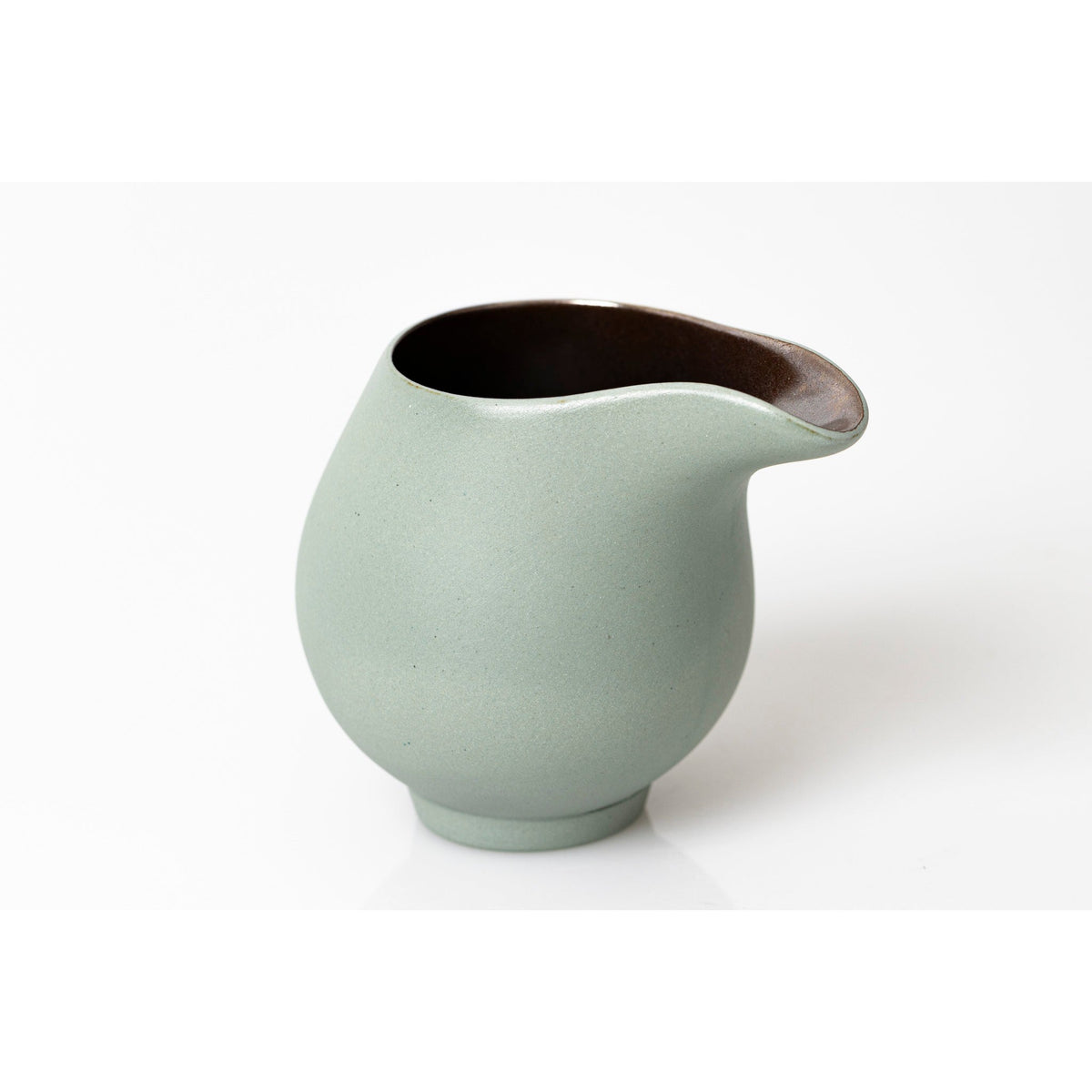 QQ1 Flow Lustre Stoneware Jug by Kate Schuricht ceramics available at Padstow Gallery, Cornwall