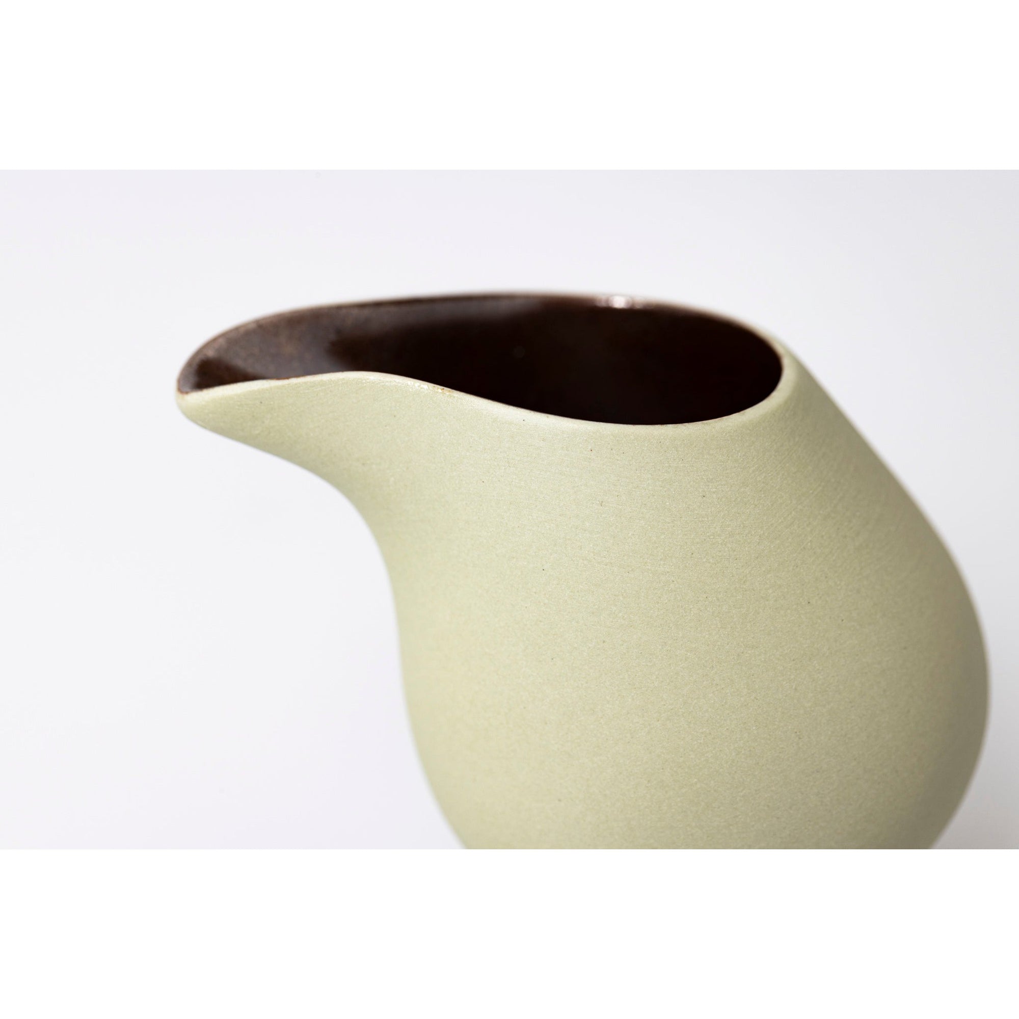 QQ3 Flow Lustre Stoneware Jug by Kate Schuricht ceramics available at Padstow Gallery, Cornwall