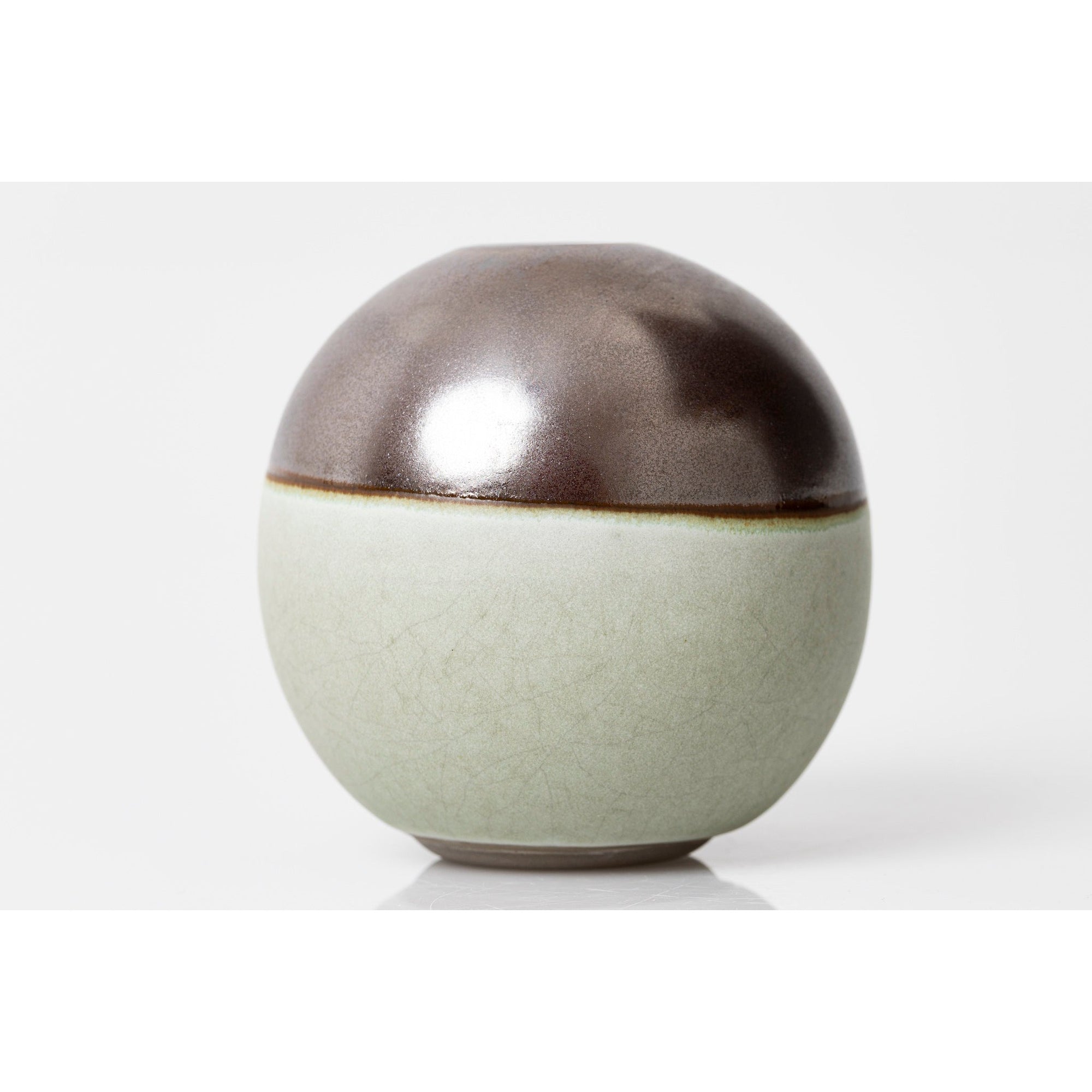 NN1 Medium Stoneware Lunar Vase by Kate Schuricht ceramics available at Padstow Gallery, Cornwall