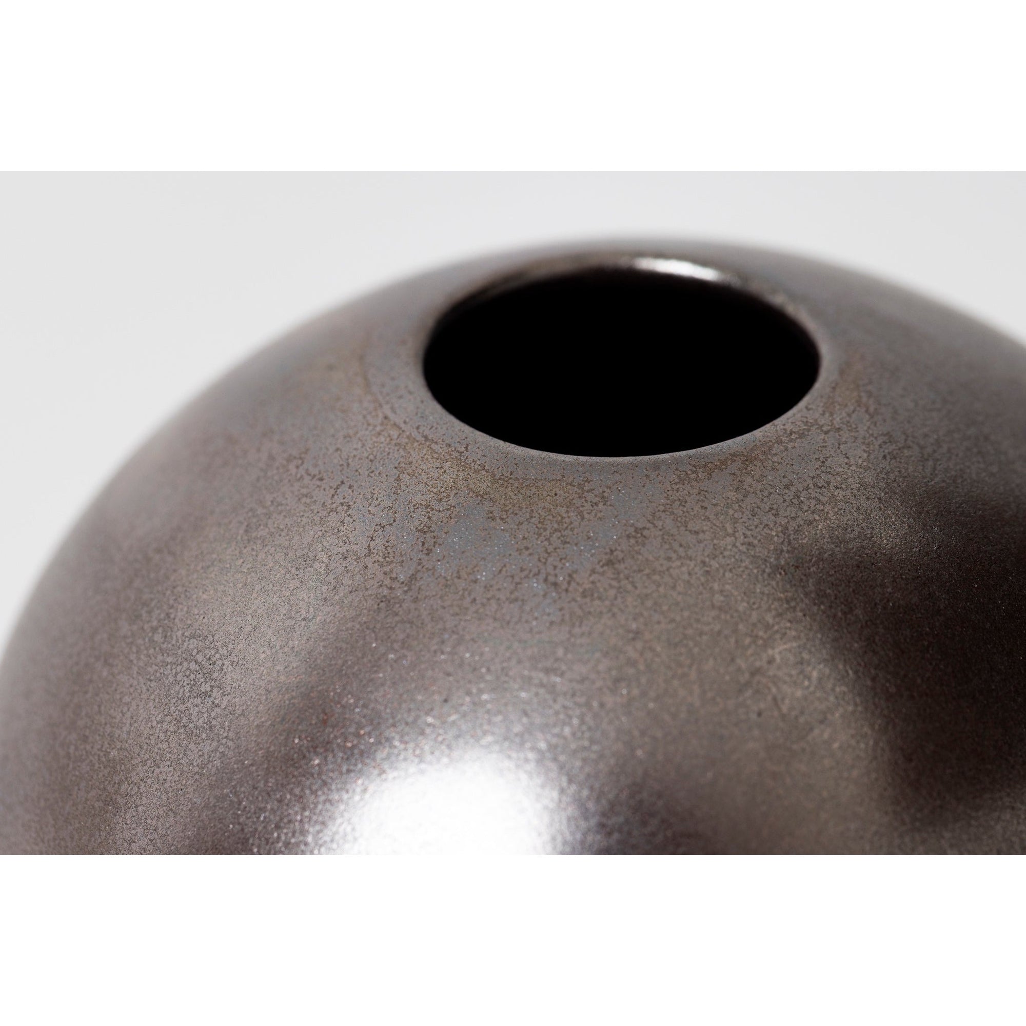 NN1 Medium Stoneware Lunar Vase by Kate Schuricht ceramics available at Padstow Gallery, Cornwall