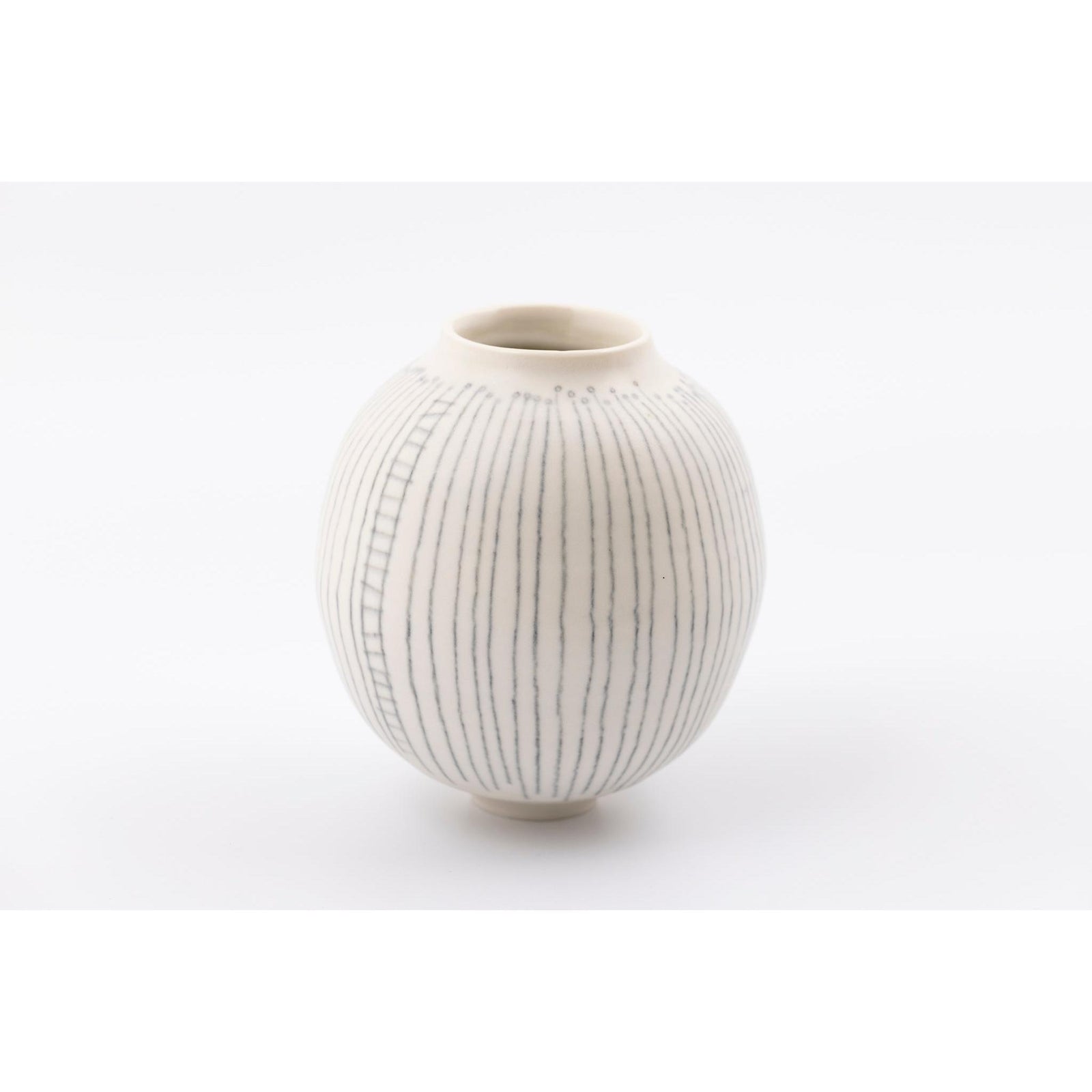 SC22 Porcelain Moon Jar with Sgraffito by Sarah Cooling available at Padstow Gallery, Cornwall
