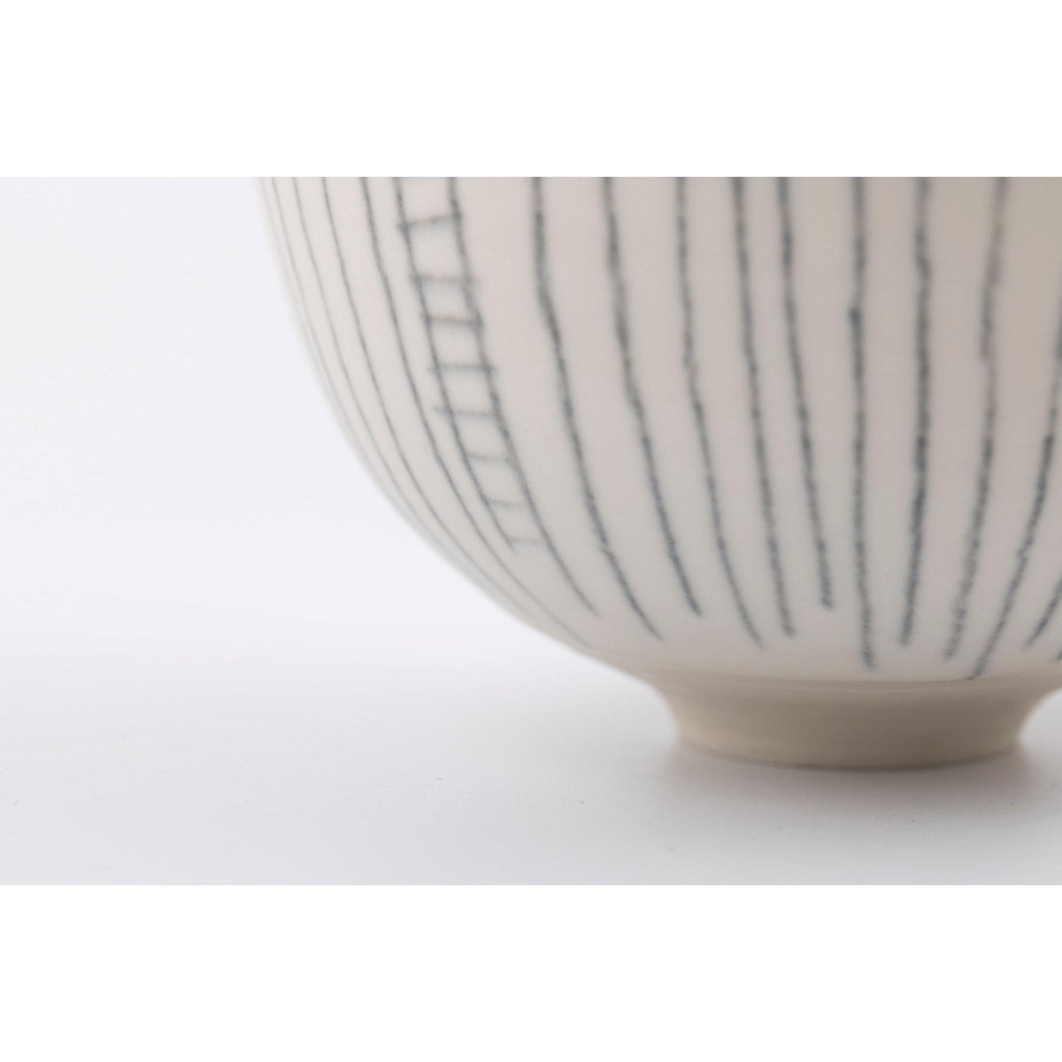 SC22 Porcelain Moon Jar with Sgraffito by Sarah Cooling available at Padstow Gallery, Cornwall