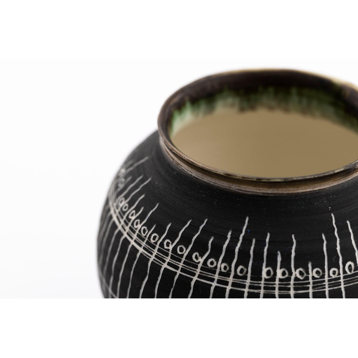 SC24 Small Moon Jar with Sgraffito by Sarah Cooling available at Padstow Gallery, Cornwall