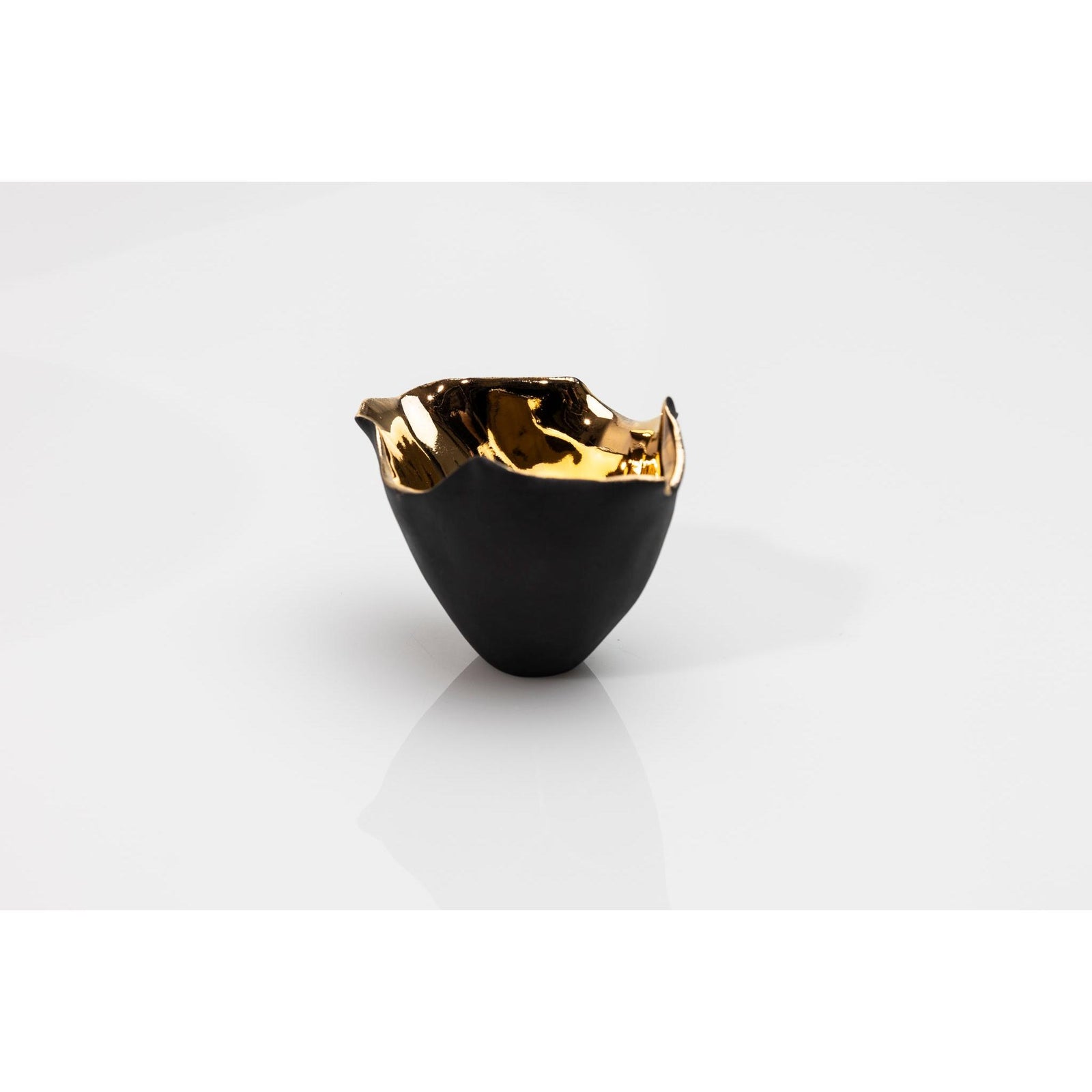 PL02 Tulip 2, black porcelain and gold lustre by Penny Little. Available at Padstow Gallery, Cornwall
