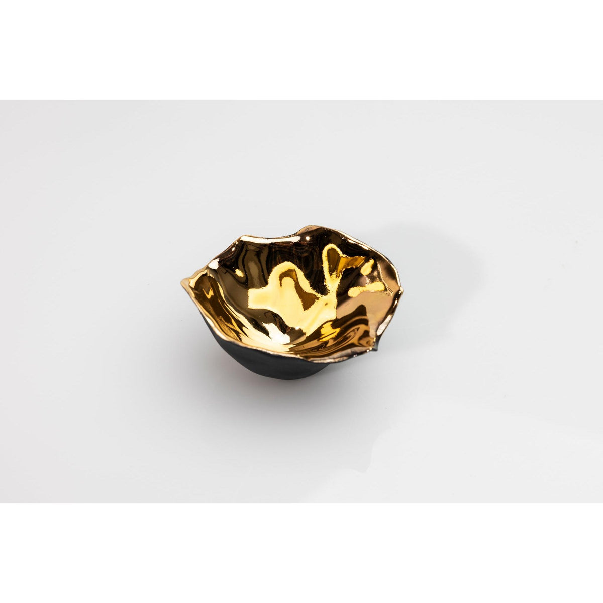 PL03 Tulip 2, black porcelain and gold lustre by Penny Little. Available at Padstow Gallery, Cornwall