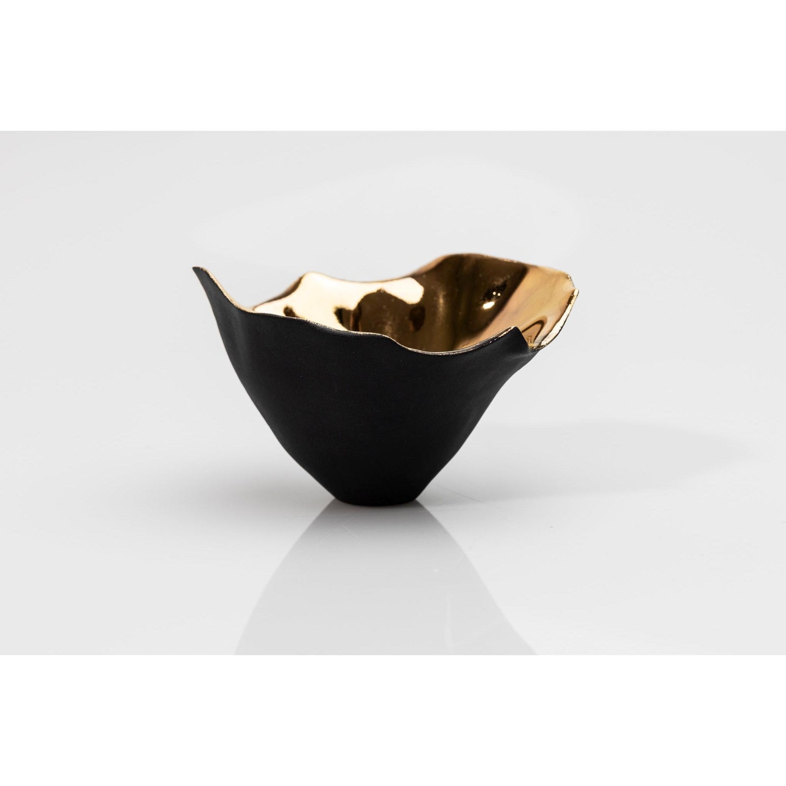 PL03 Tulip 2, black porcelain and gold lustre by Penny Little. Available at Padstow Gallery, Cornwall