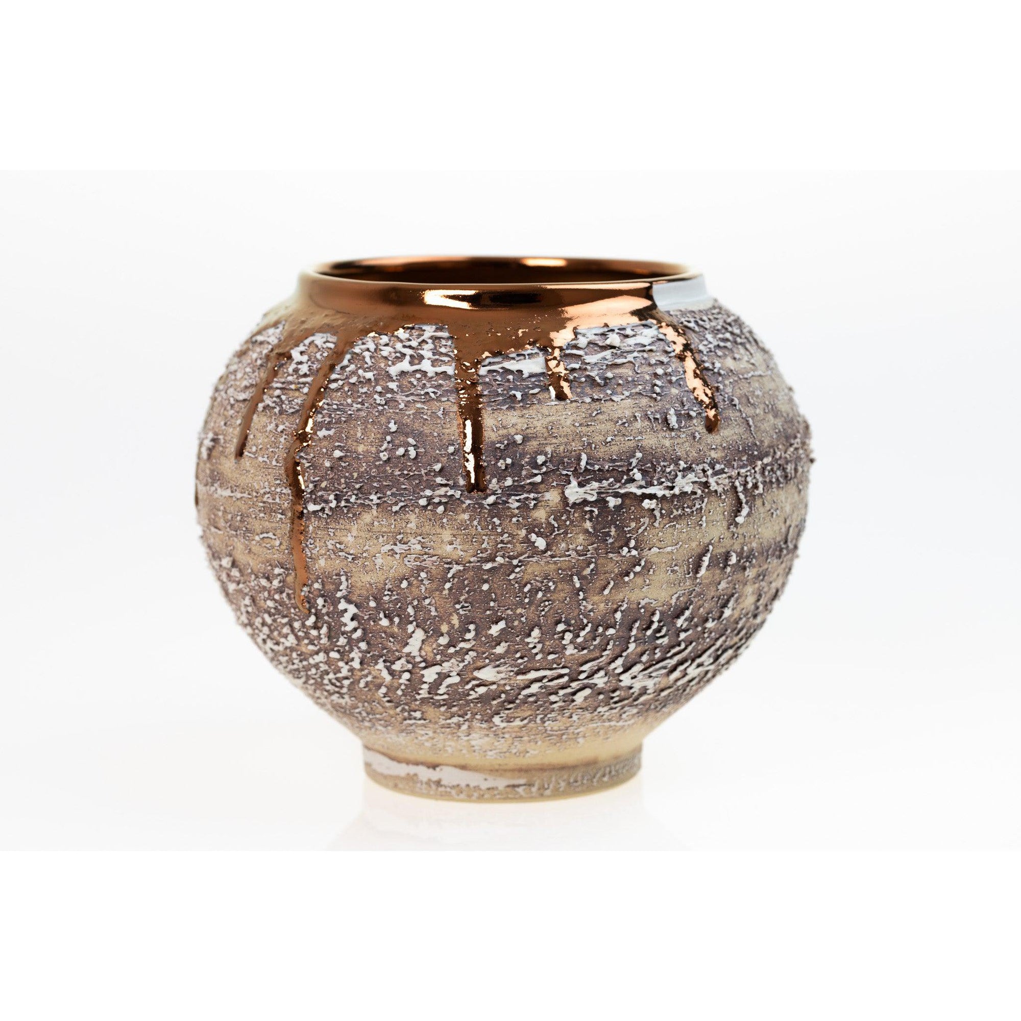 PGX28 Terra Textured Moon Jar with Copper Lustre by Alex McCarthy, available at Padstow Gallery, Cornwall