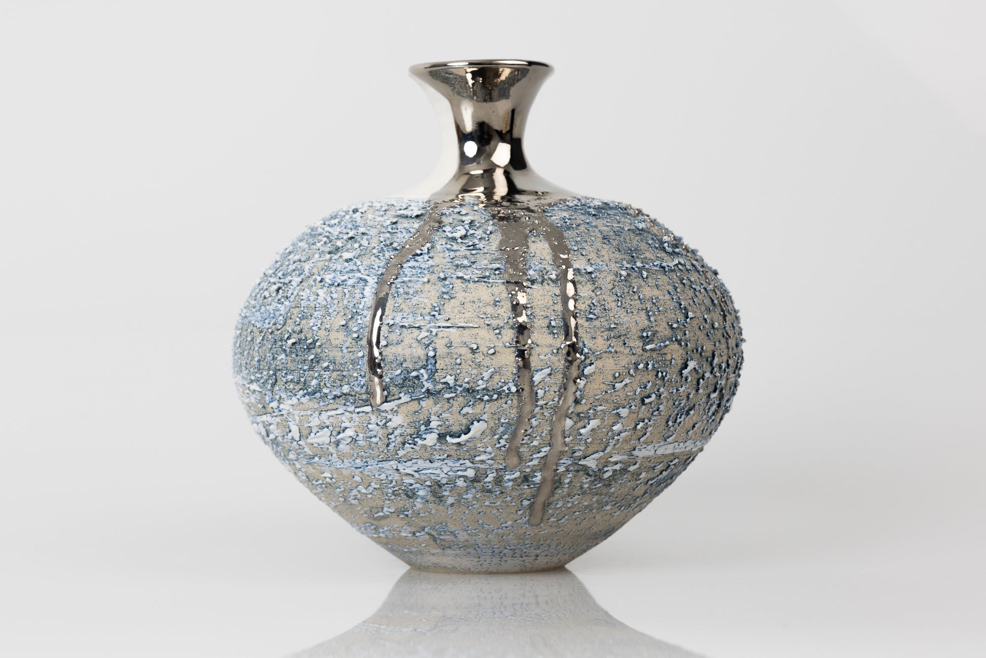 PGX37 Textured vessel with Platinum Lustre by Alex McCarthy available at Padstow Gallery