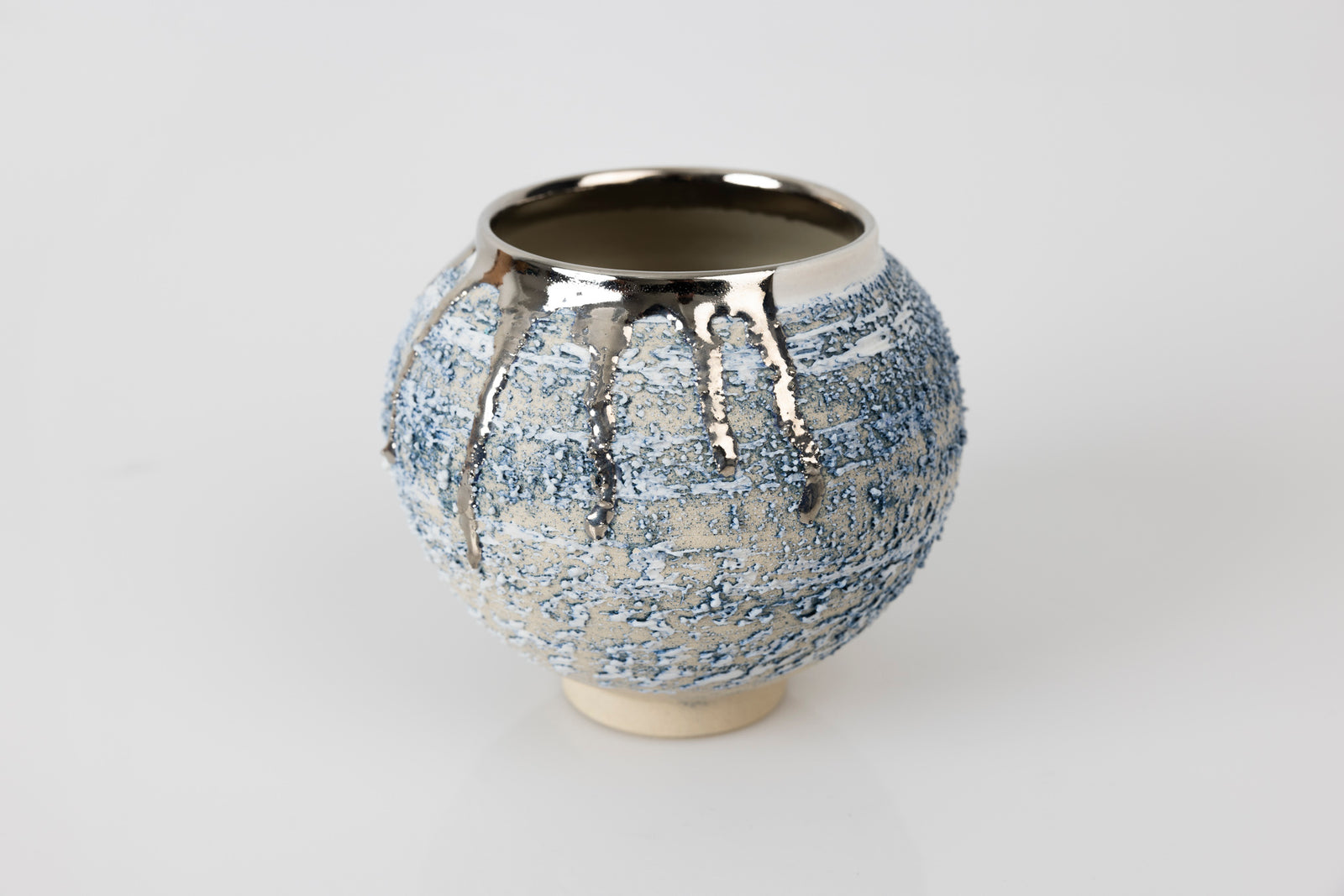 PGX42 Textured Moon Jar with Platinum Lustre by Alex McCarthy available at Padstow Gallery