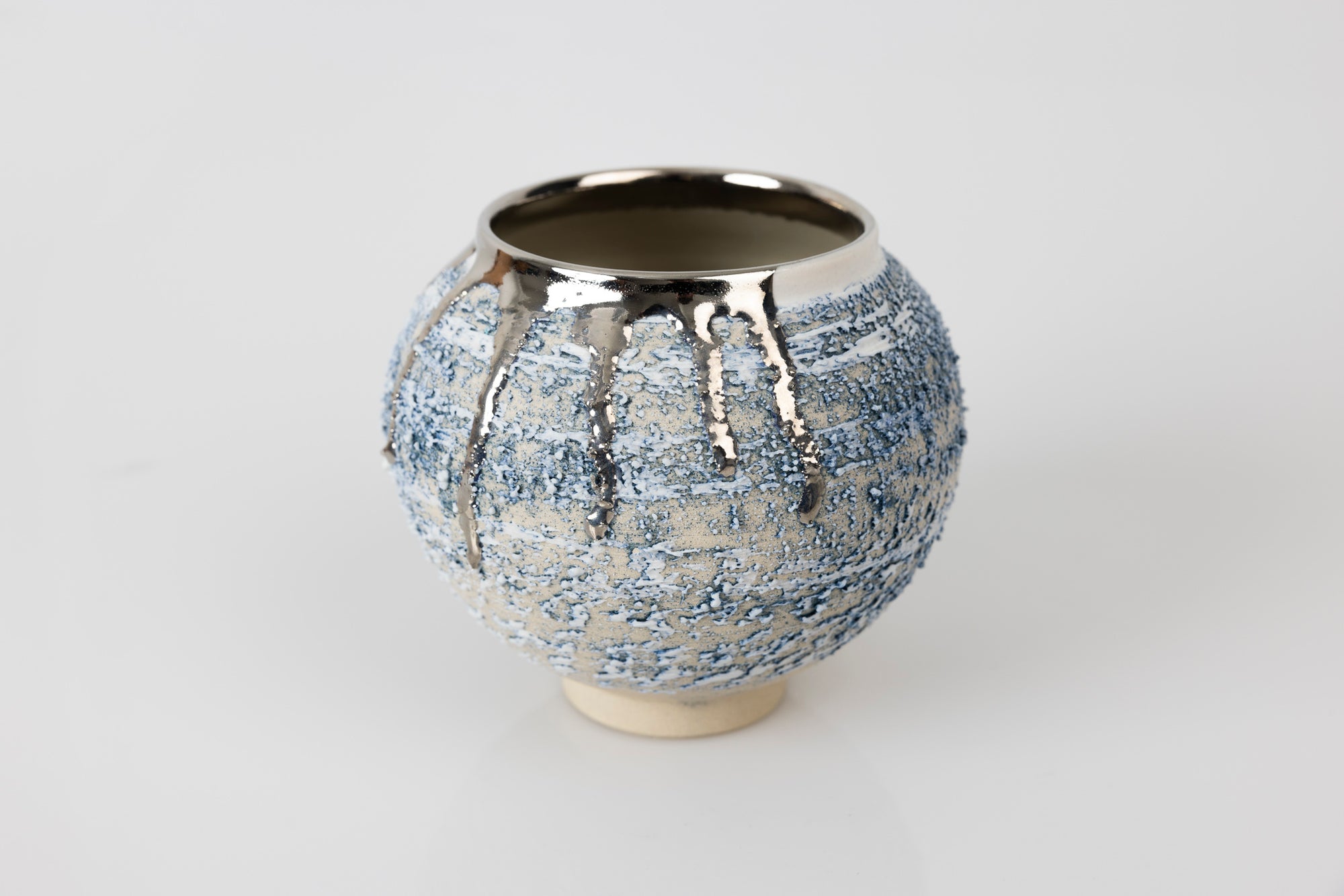 PGX42 Textured Moon Jar with Platinum Lustre by Alex McCarthy available at Padstow Gallery