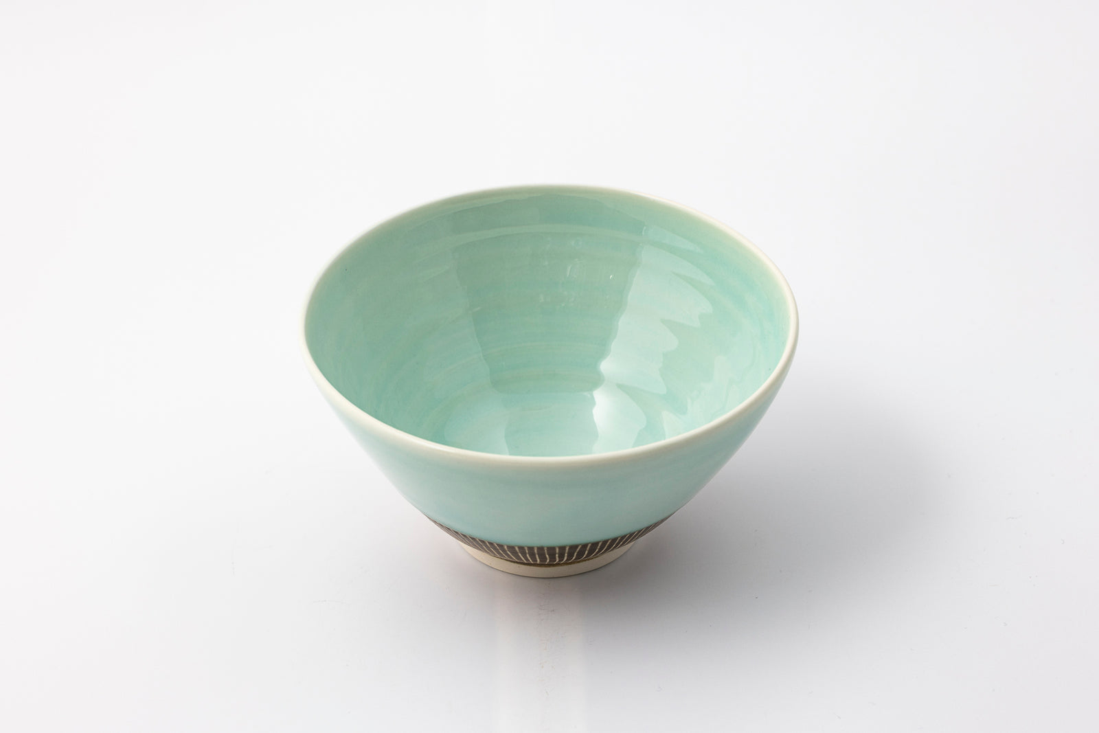EL02 Sea Green Sgraffito Medium Bowl by Elke Lucas available at Padstow Gallery Cornwall