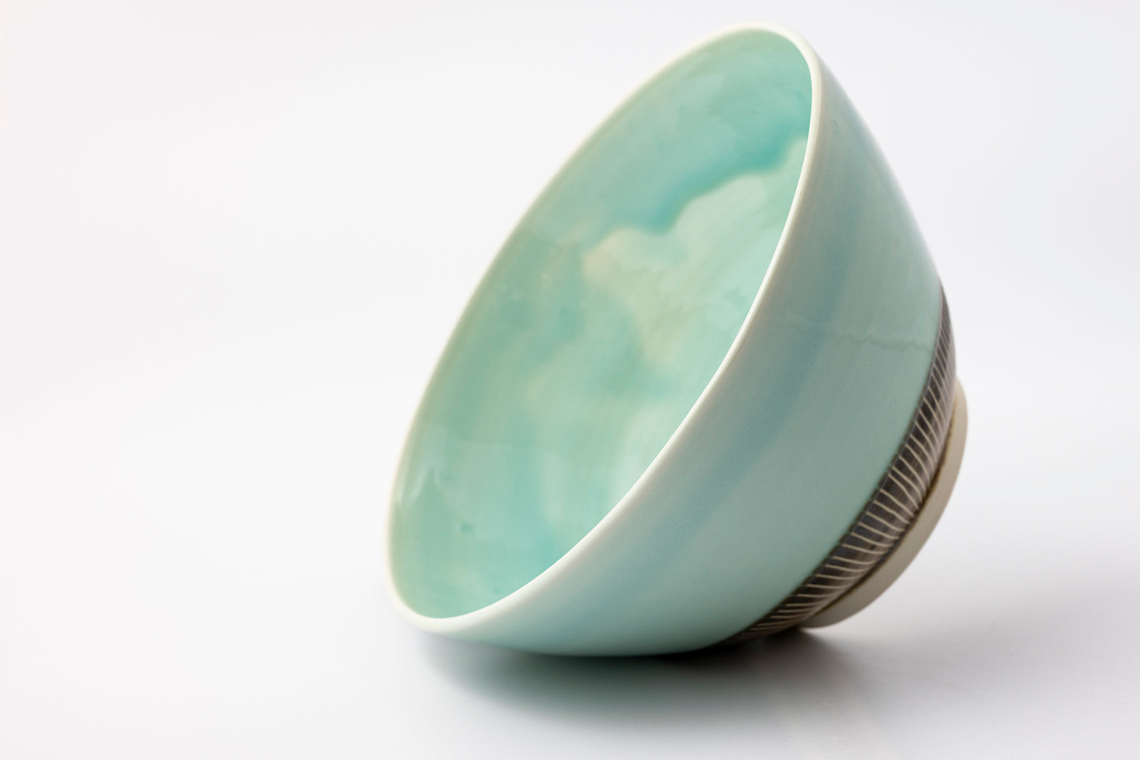 EL02 Sea Green Sgraffito Medium Bowl by Elke Lucas available at Padstow Gallery Cornwall