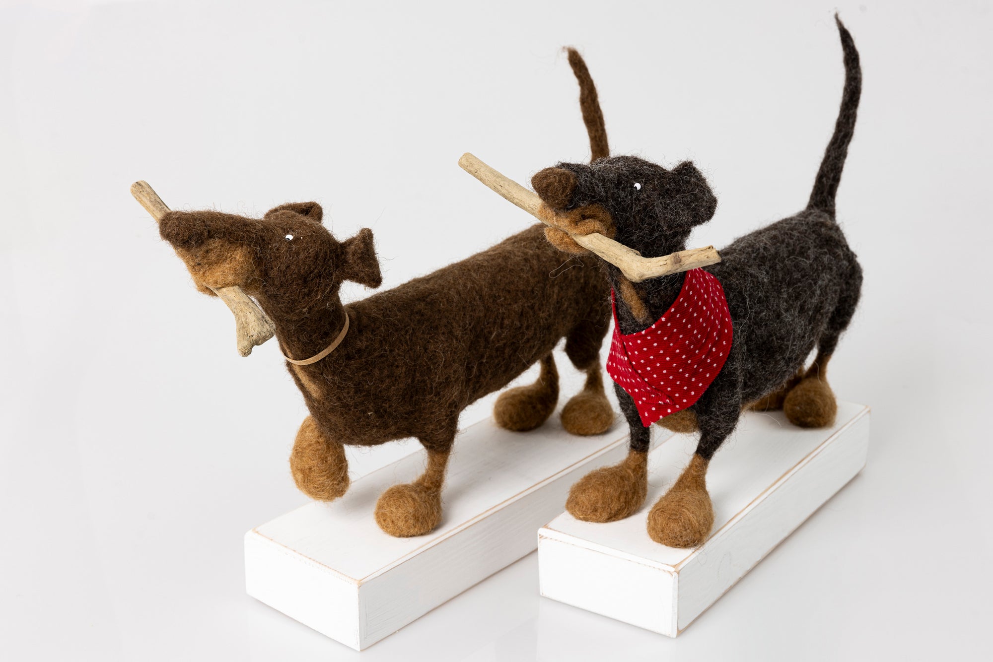 'Nala & Jackson' needlefelt character dogs by Kate Toms, available at Padstow Gallery, Cornwall