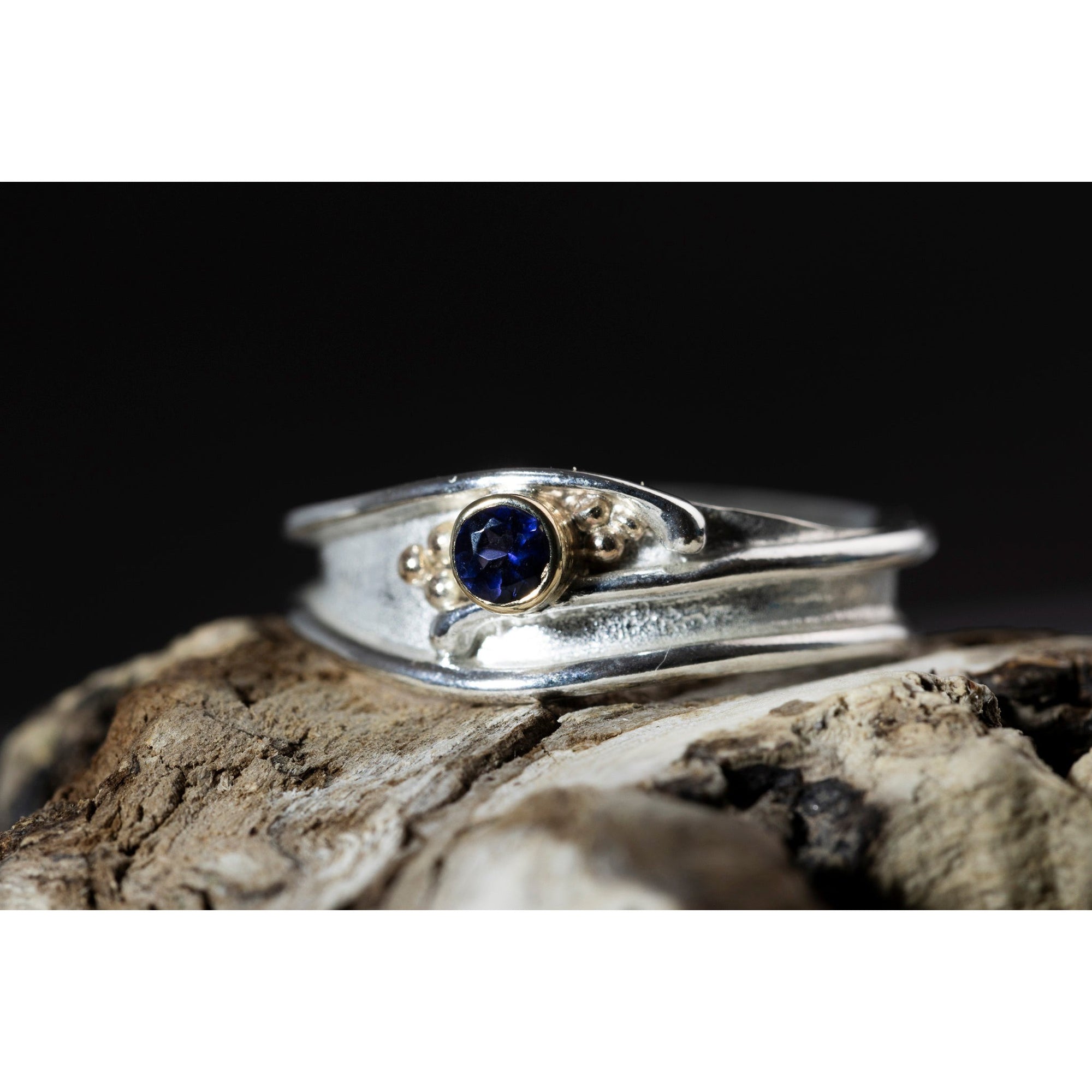 'LG112 Silver and 9ct Gold 3mm Iolite Ring' by Les Grimshaw, available at Padstow Gallery, Cornwall