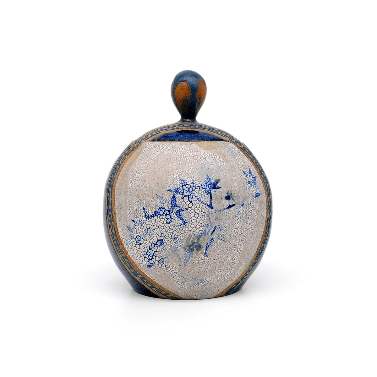 MK66 Lidded Jar White Maple By Miae Kim ceramics available at Padstow Gallery, Cornwall
