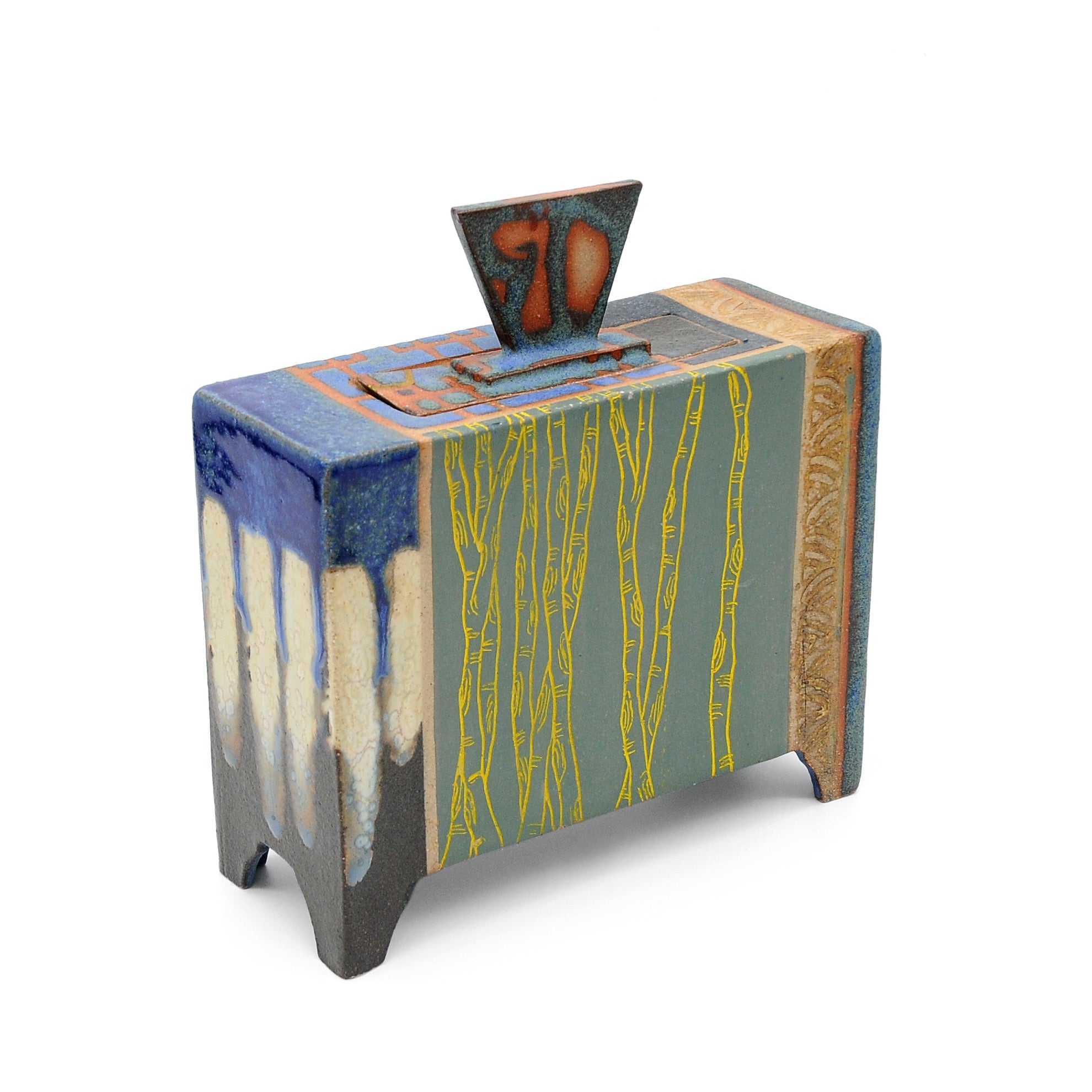 MK50 Birch Tree Box with brass kintsugi By Miae Kim ceramics available at Padstow Gallery, Cornwall