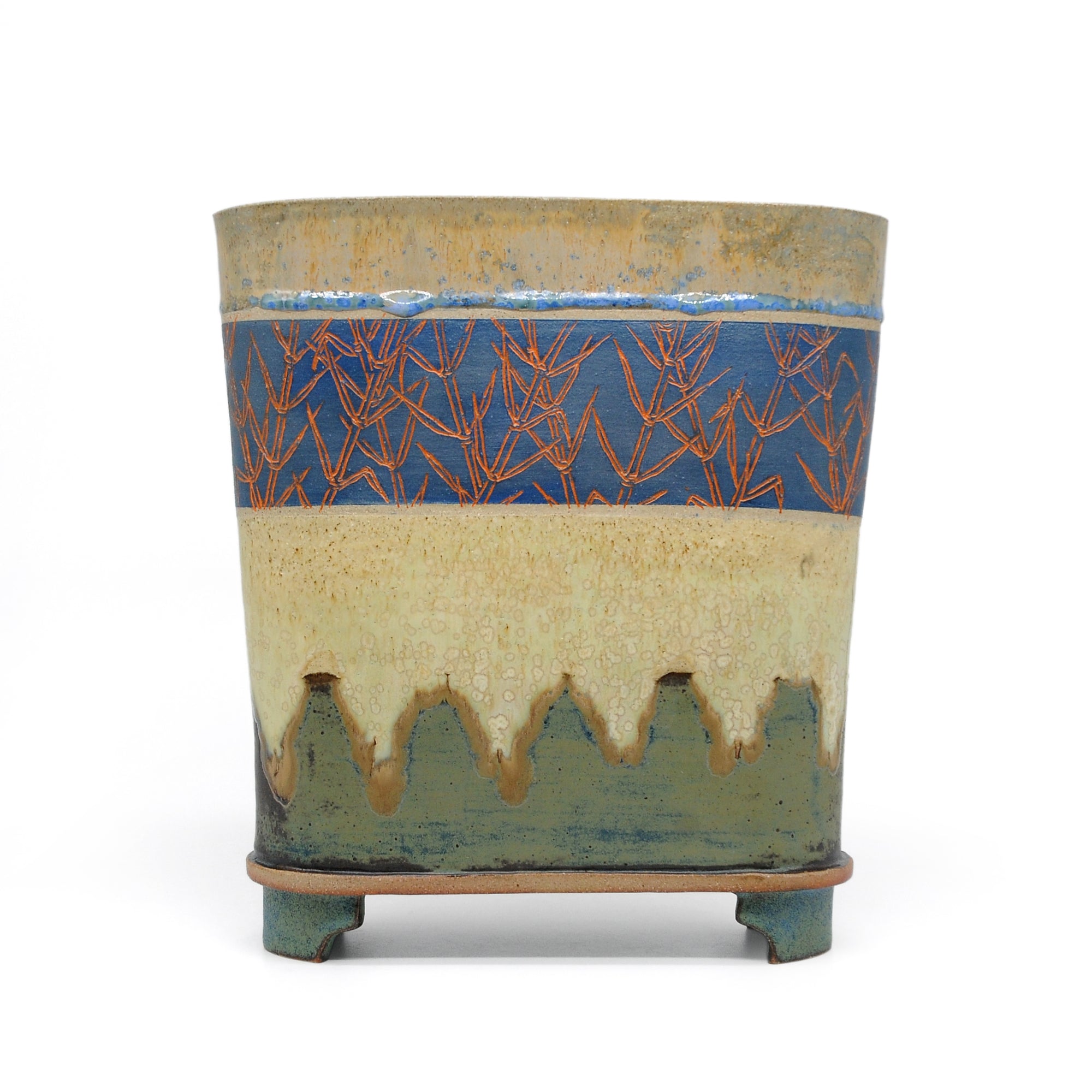 MK37 Oval Flower Vase by Miae Kim ceramics, available at Padstow Gallery, Cornwall