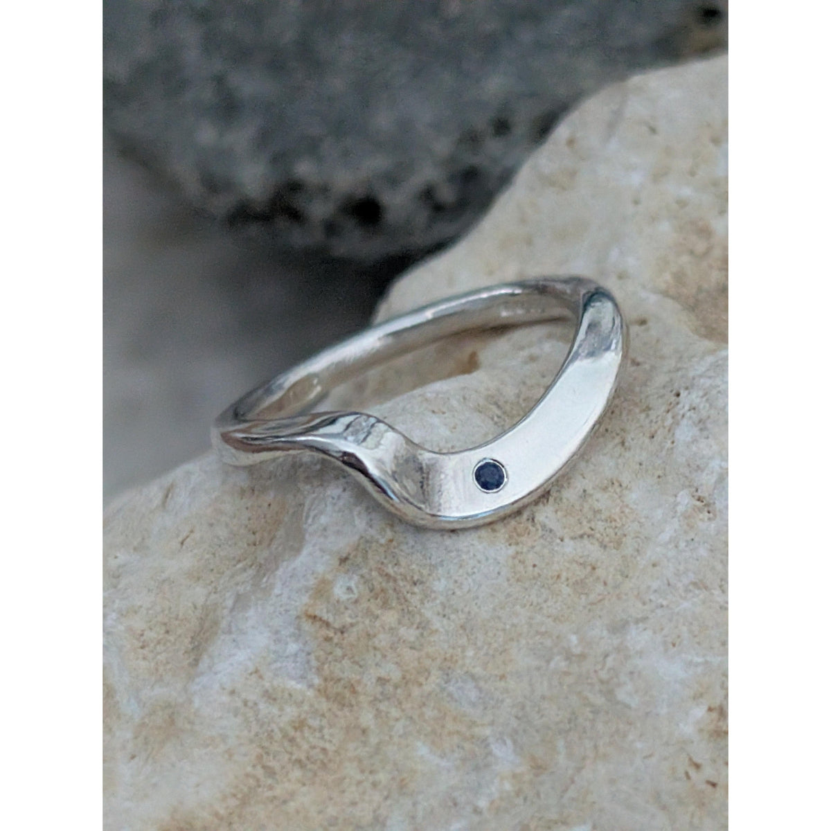 SA R72 Silver Wave Ring with Sapphire, Size K, by Sandra Austin jewellery, available at Padstow Gallery, Cornwall