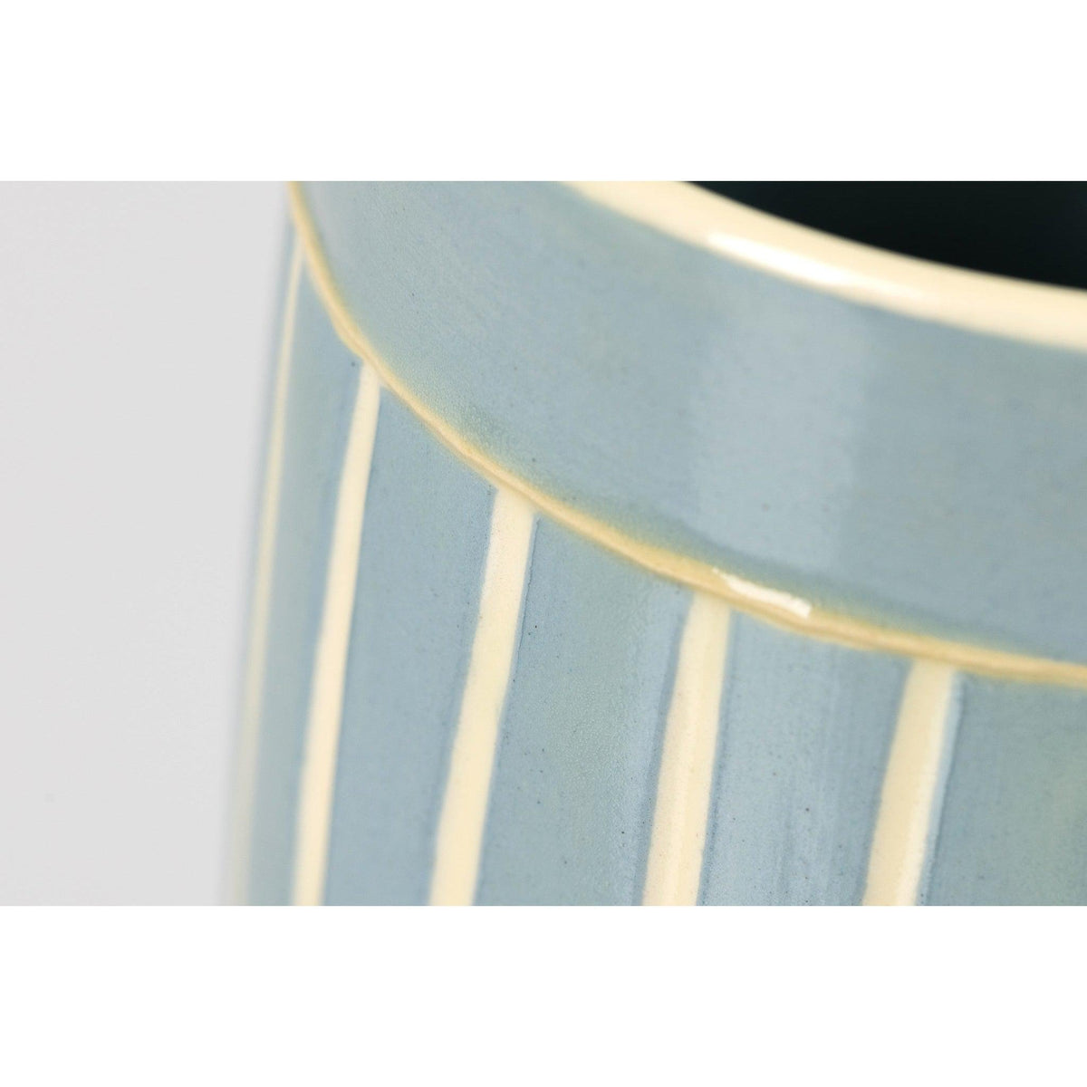 MV3 Mid Vessel, handbuilt ceramic created by Emily-Kriste Wilcox, available from Padstow Gallery, Cornwall