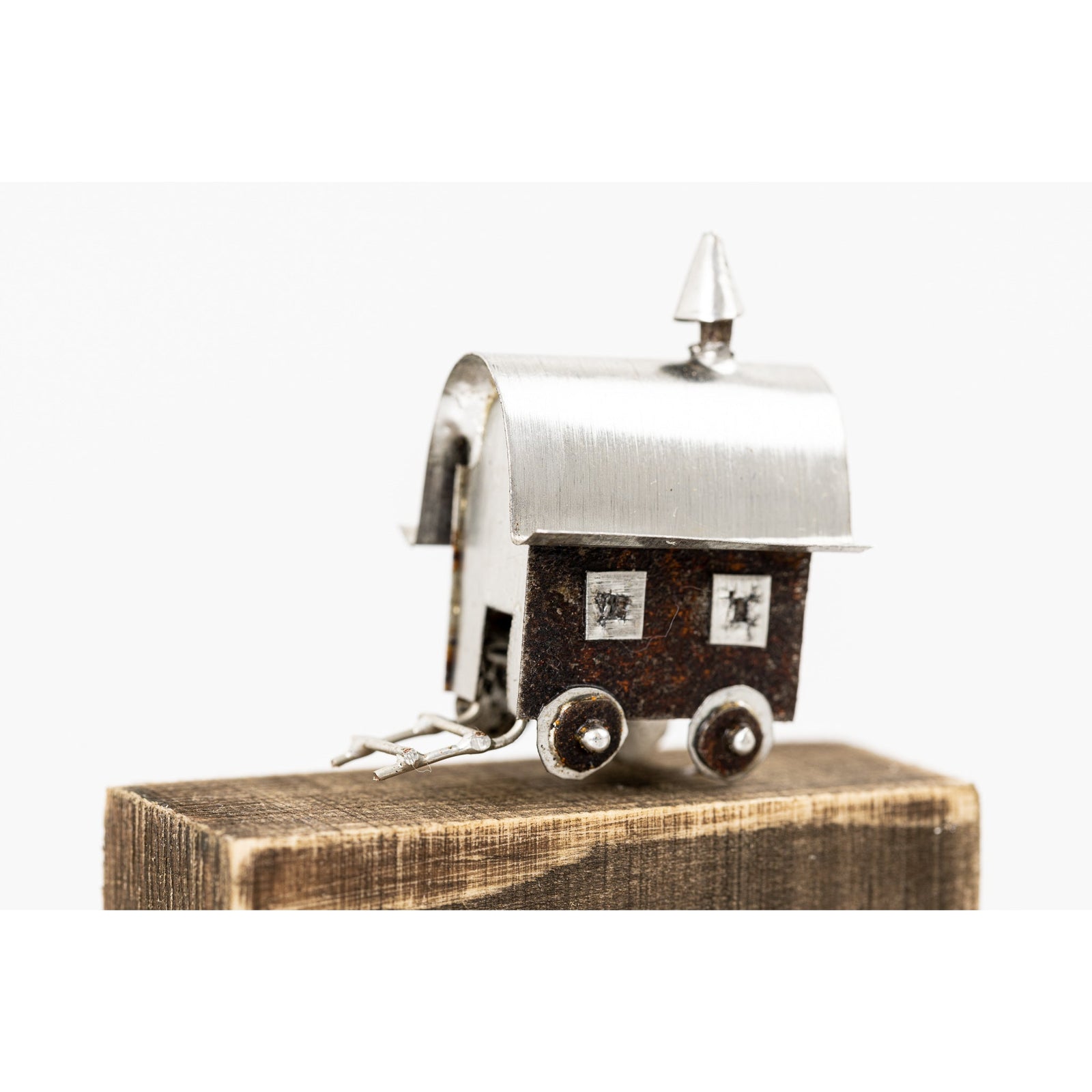 Shepherds Hut by Sarah Jane Brown available at Padstow Gallery, Cornwall