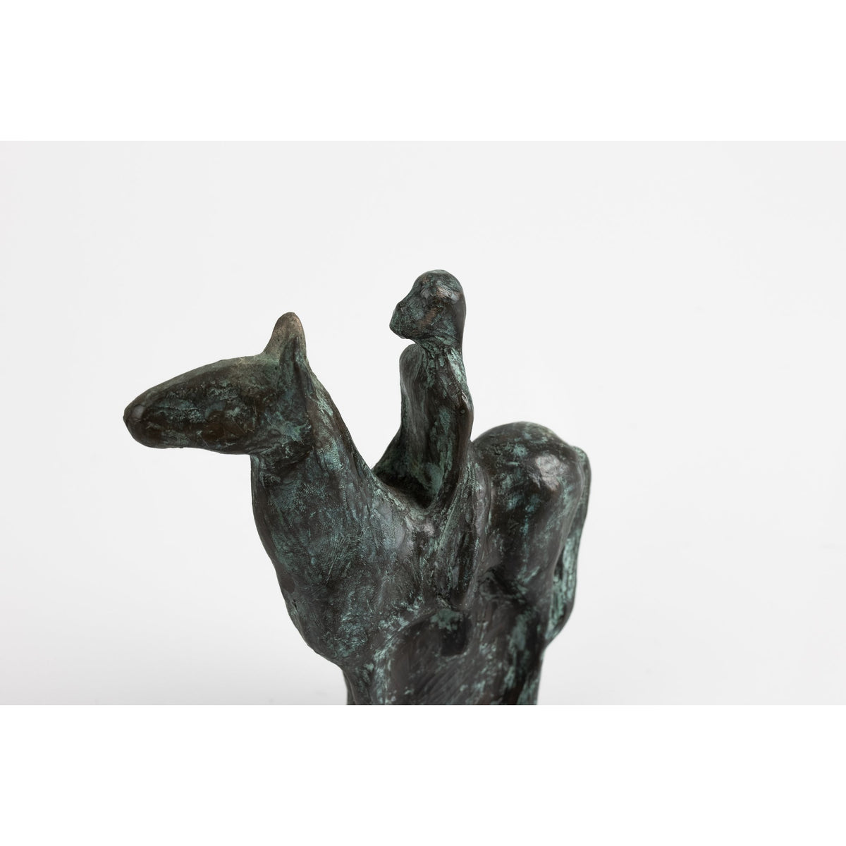 'Sitting' sculpture by Sophie Howard, available at Padstow Gallery, Cornwall